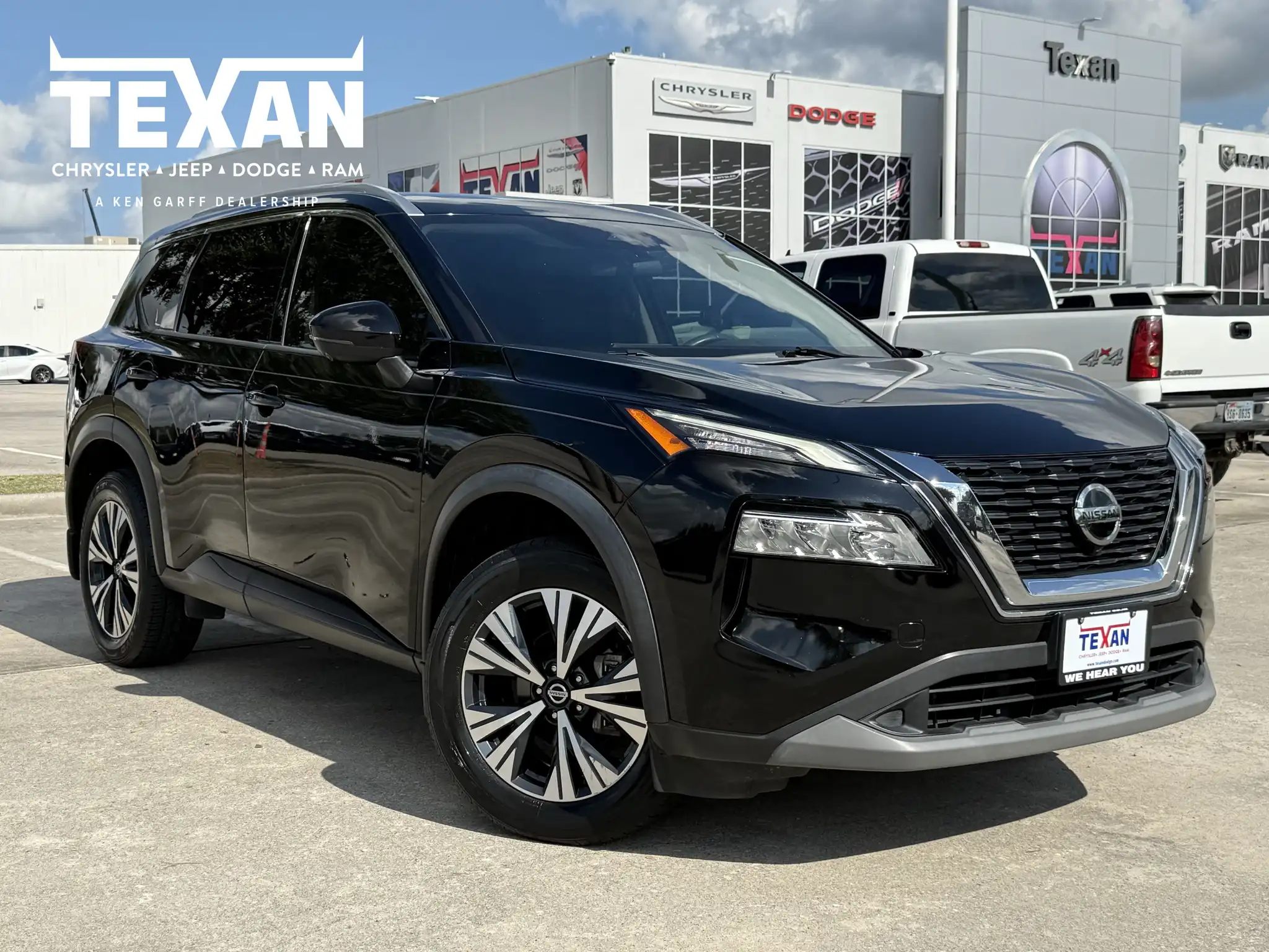 2021 Nissan Rogue SV FWD's photo
