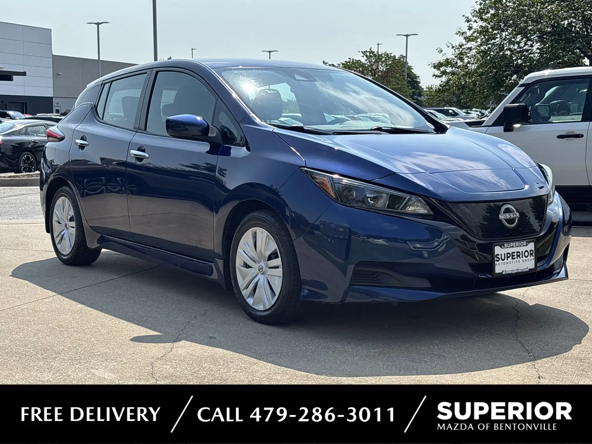 2025 Nissan Leaf S's photo