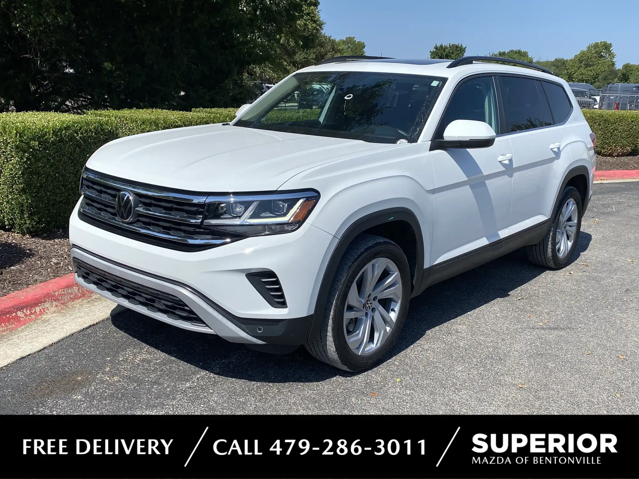 2023 Volkswagen Atlas 2.0T SE w/Tech 4MOTION's photo