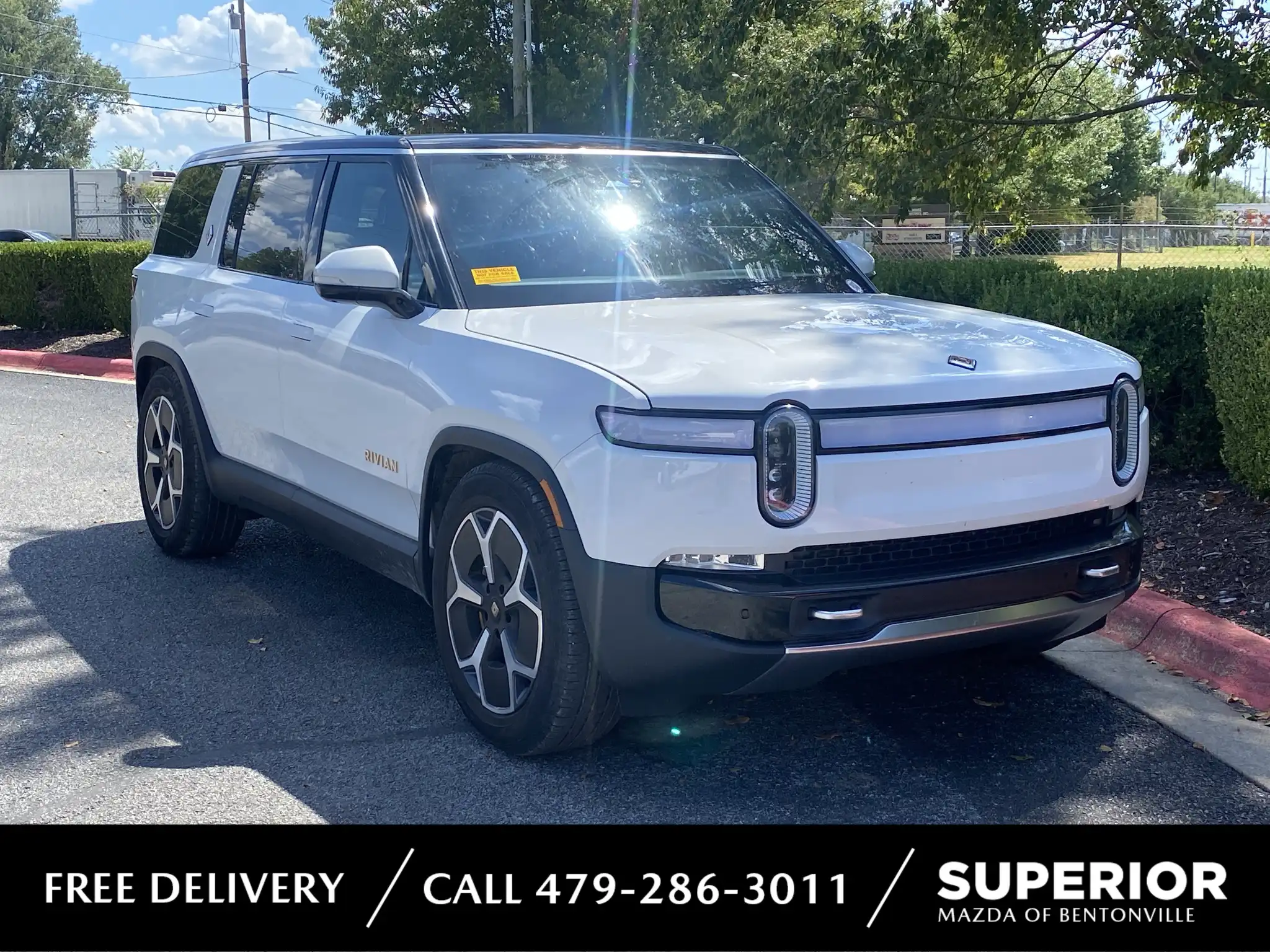 2023 Rivian R1S Adventure Quad-Motor Large Pack's photo