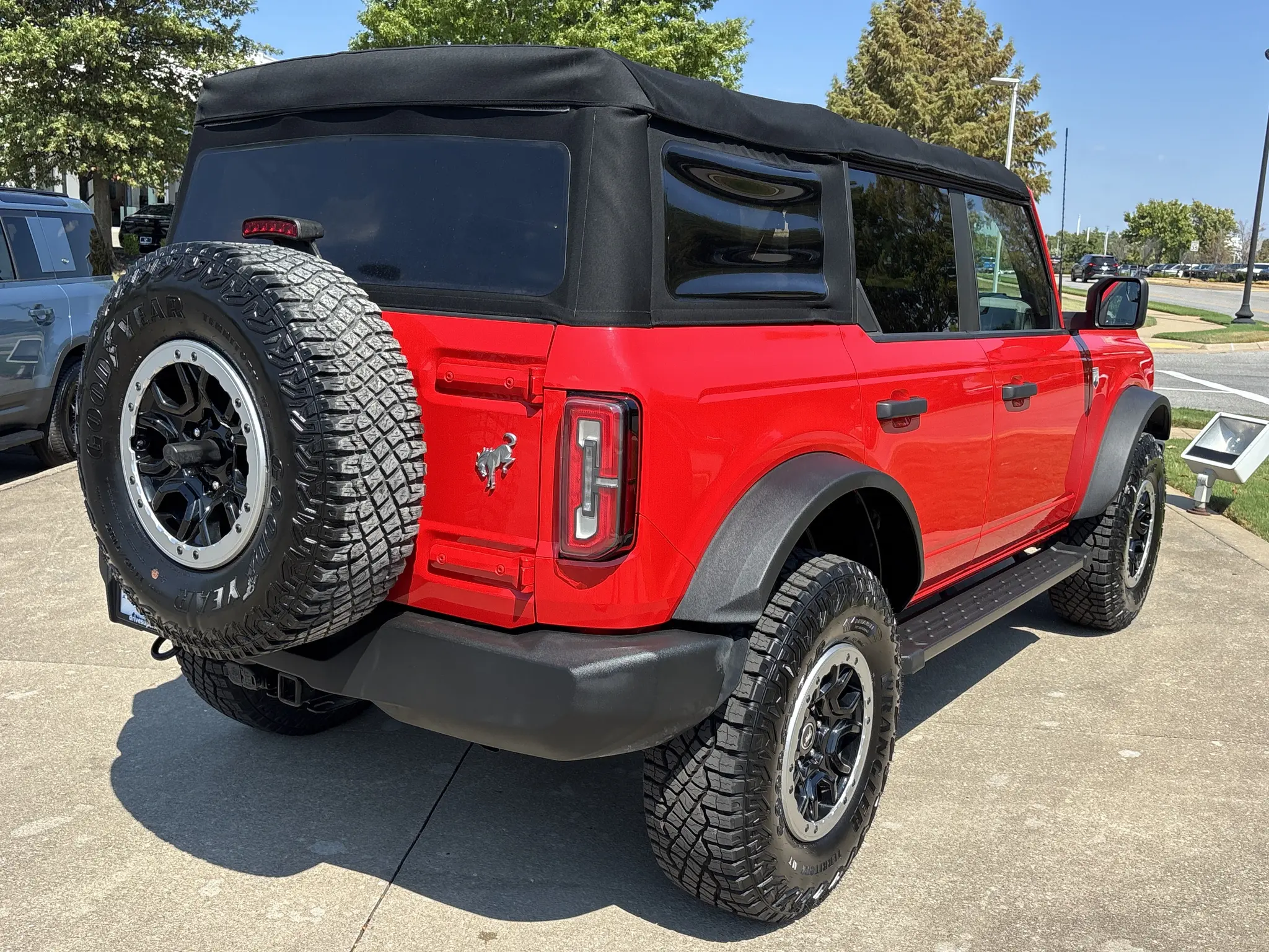 2021 Ford Bronco Big Bend 4WD Advanced photo 3