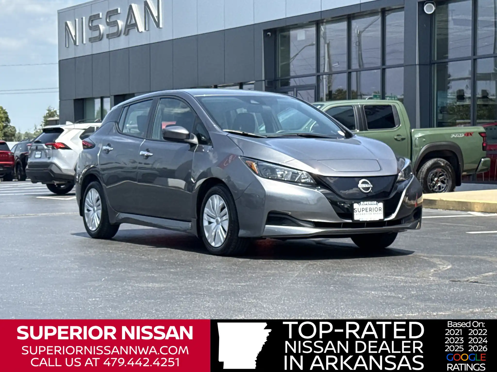 2025 Nissan Leaf S's photo
