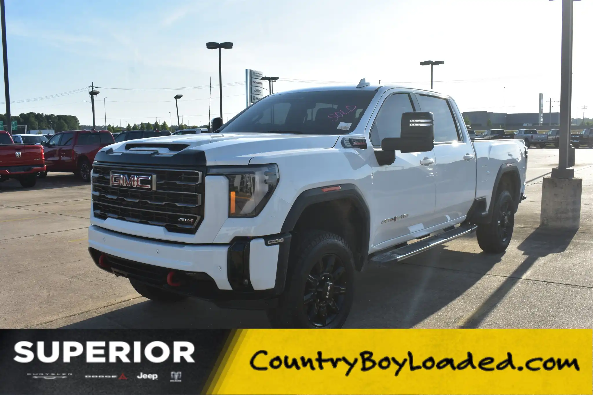 2025 GMC Sierra 4WD Crew Cab Standard Box AT4's photo