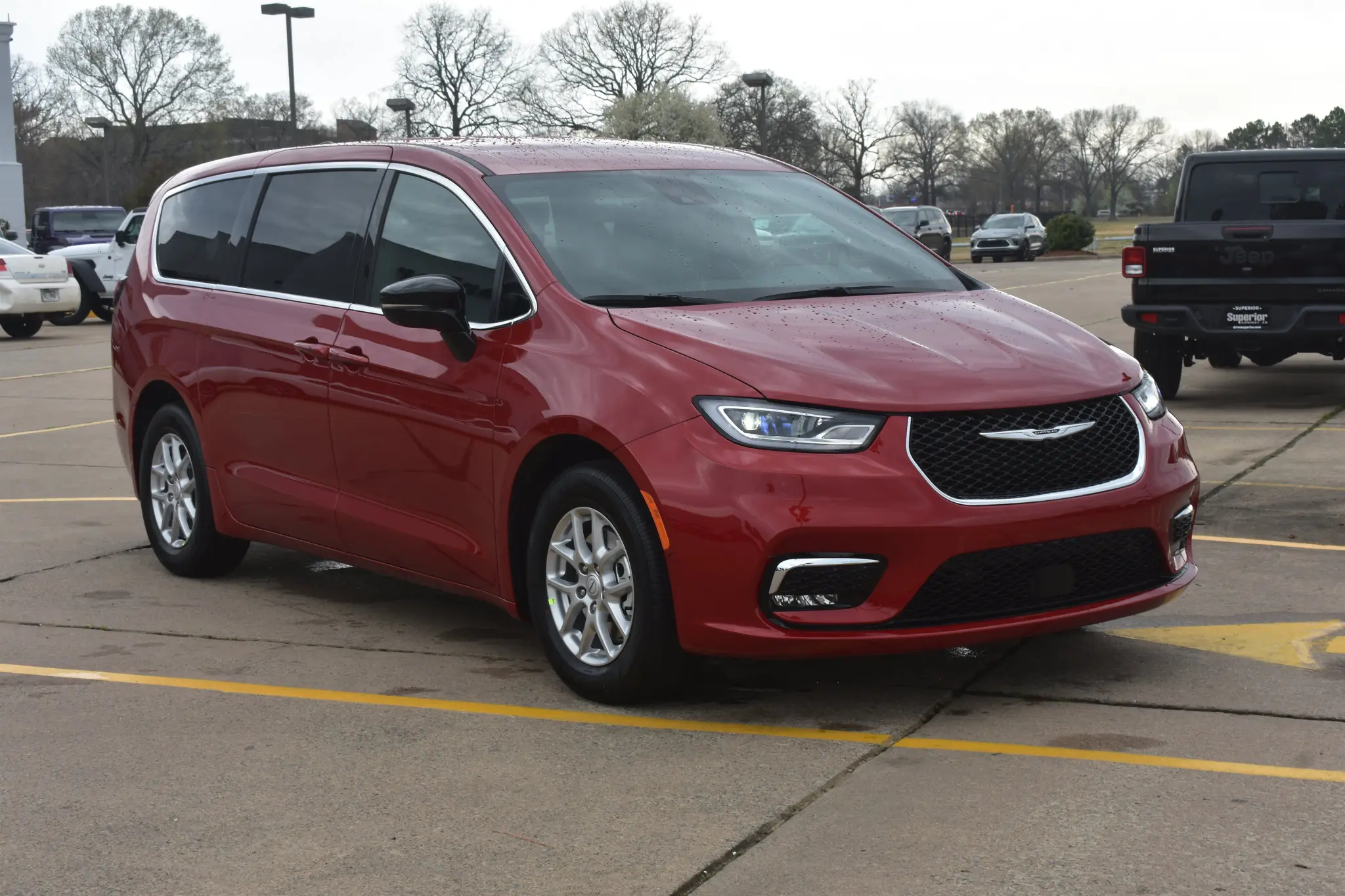 2026 Chrysler Pacifica Select photo 3