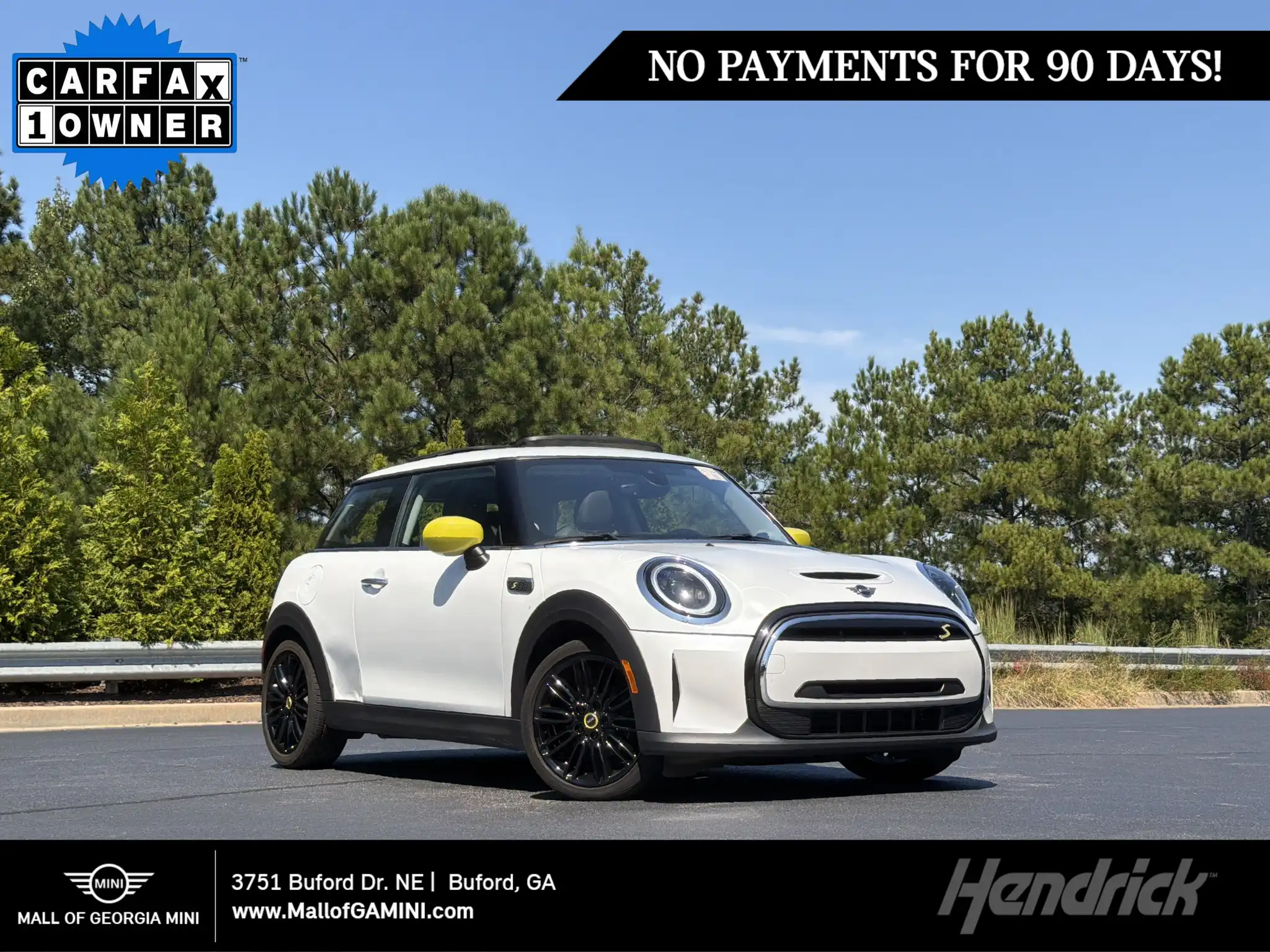 2024 MINI Hardtop Cooper SE's photo