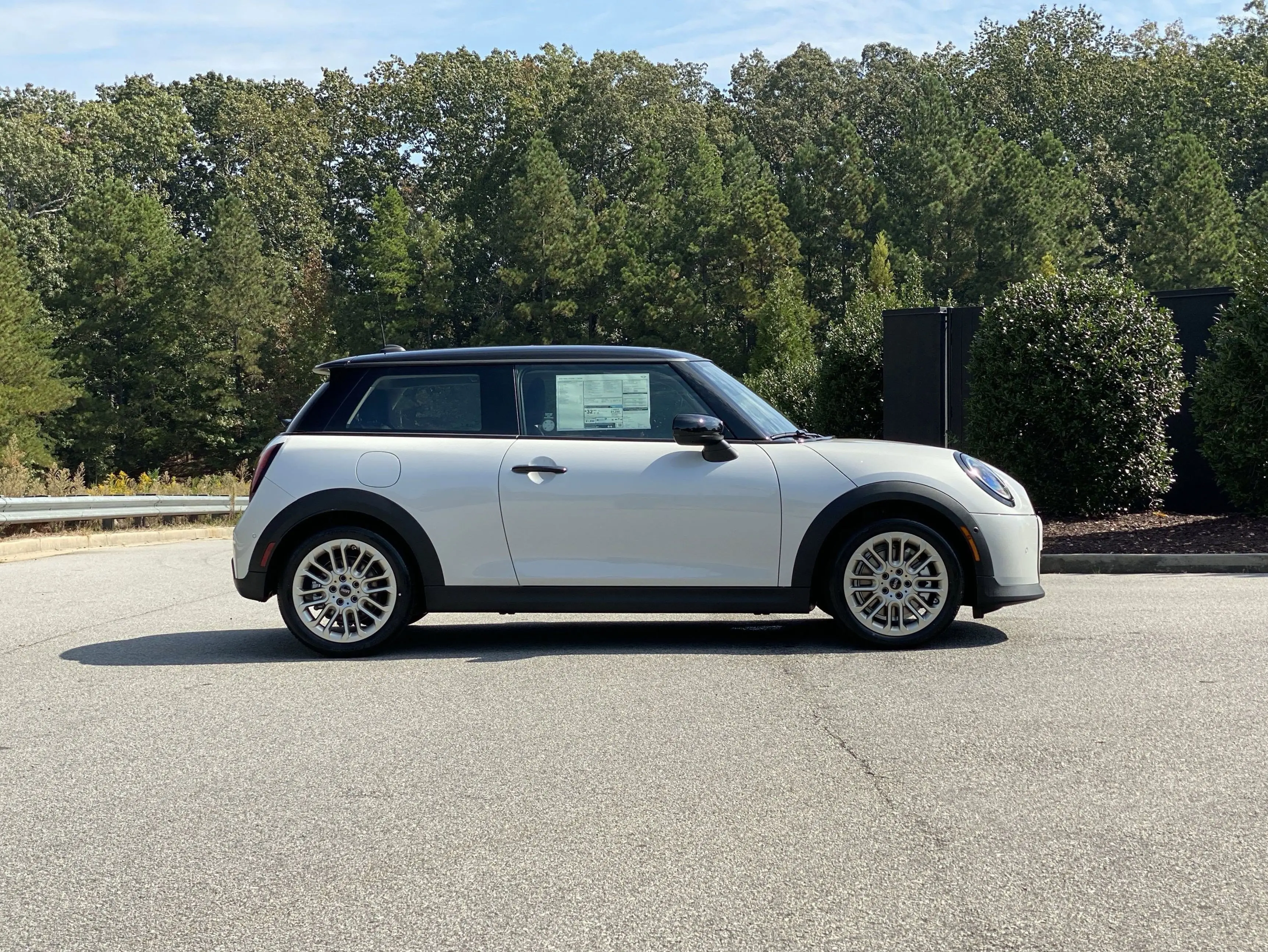 2026 MINI Hardtop undefined photo 5