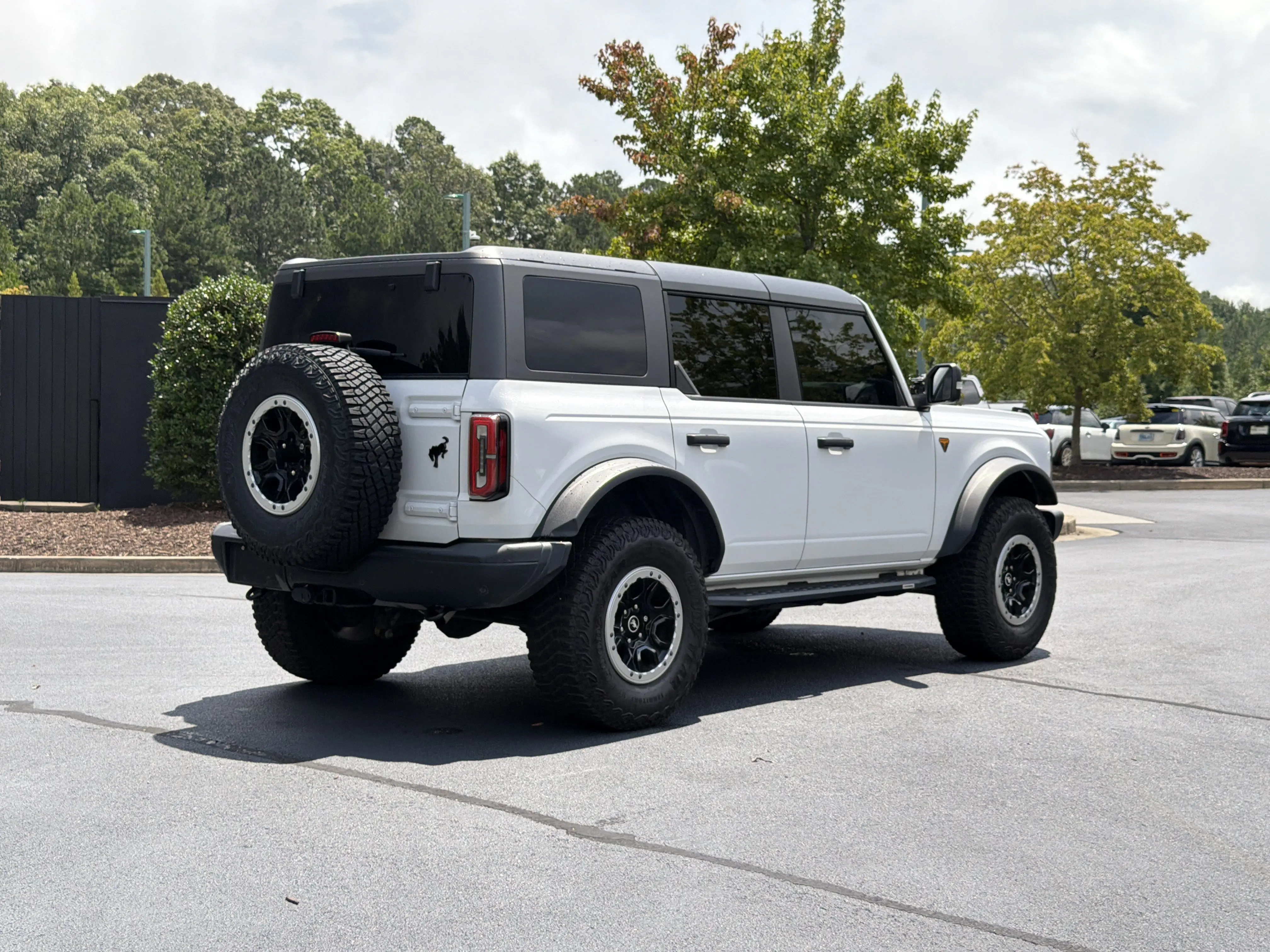 2023 Ford Bronco Badlands 4x4 photo 3