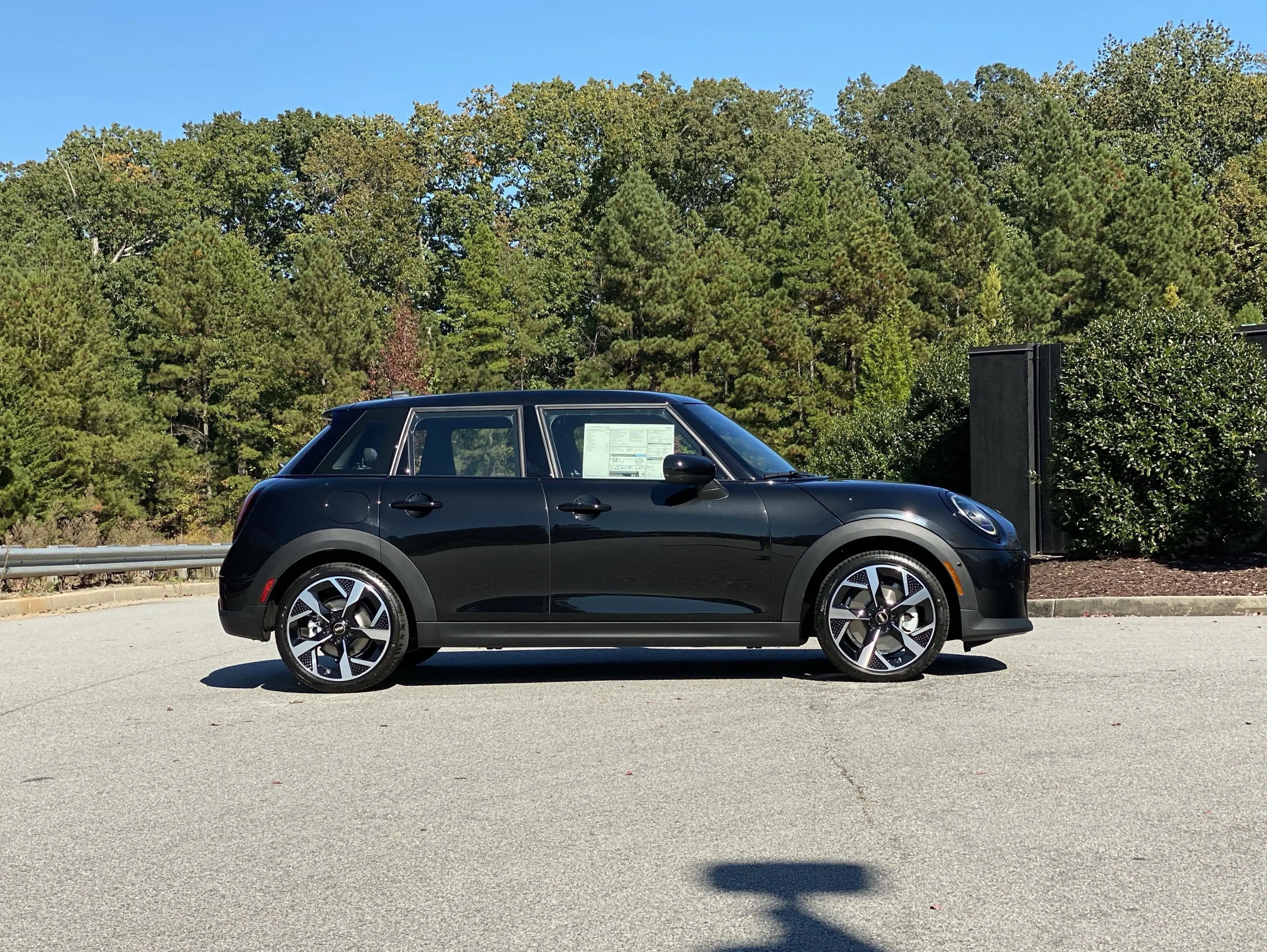 2026 MINI Hardtop undefined photo 3