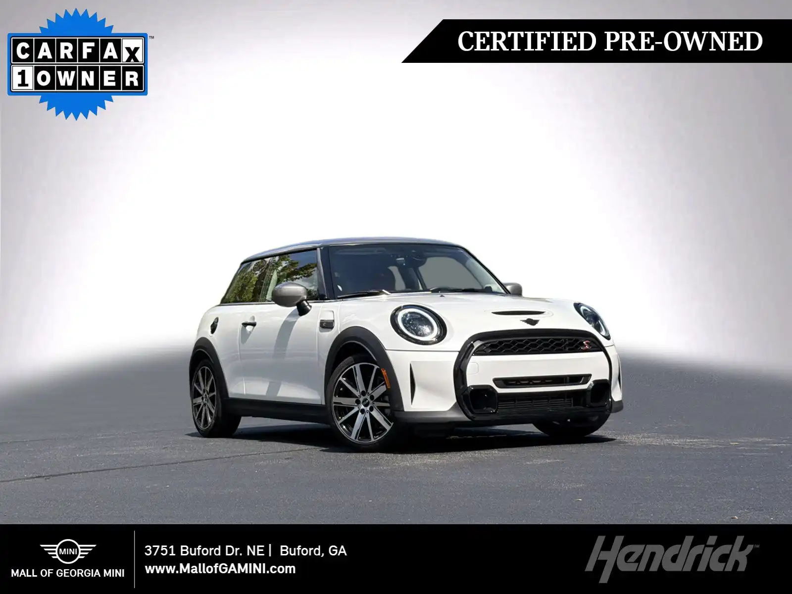 2024 MINI Hardtop Cooper S's photo