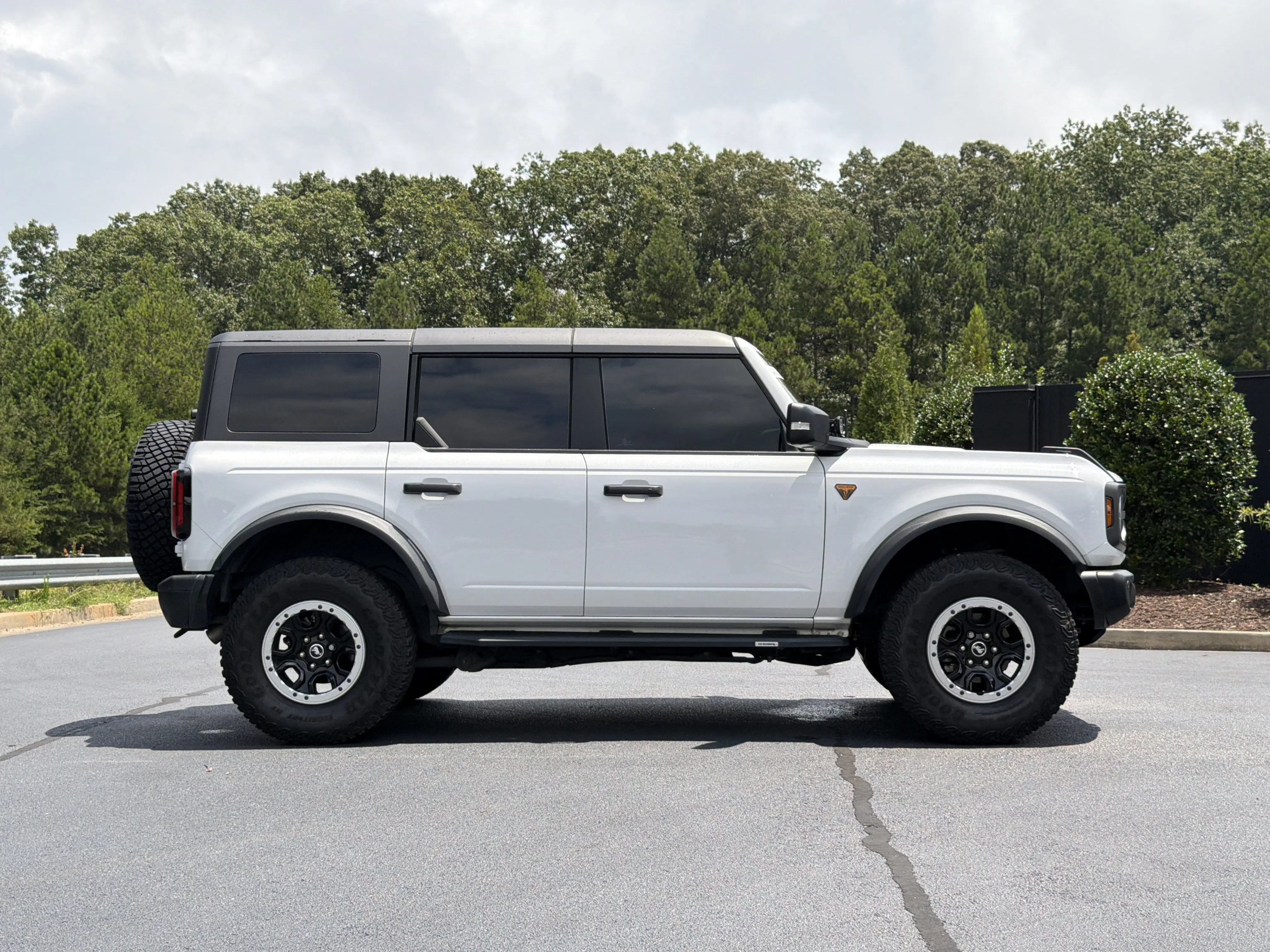 2023 Ford Bronco Badlands 4x4 photo 5