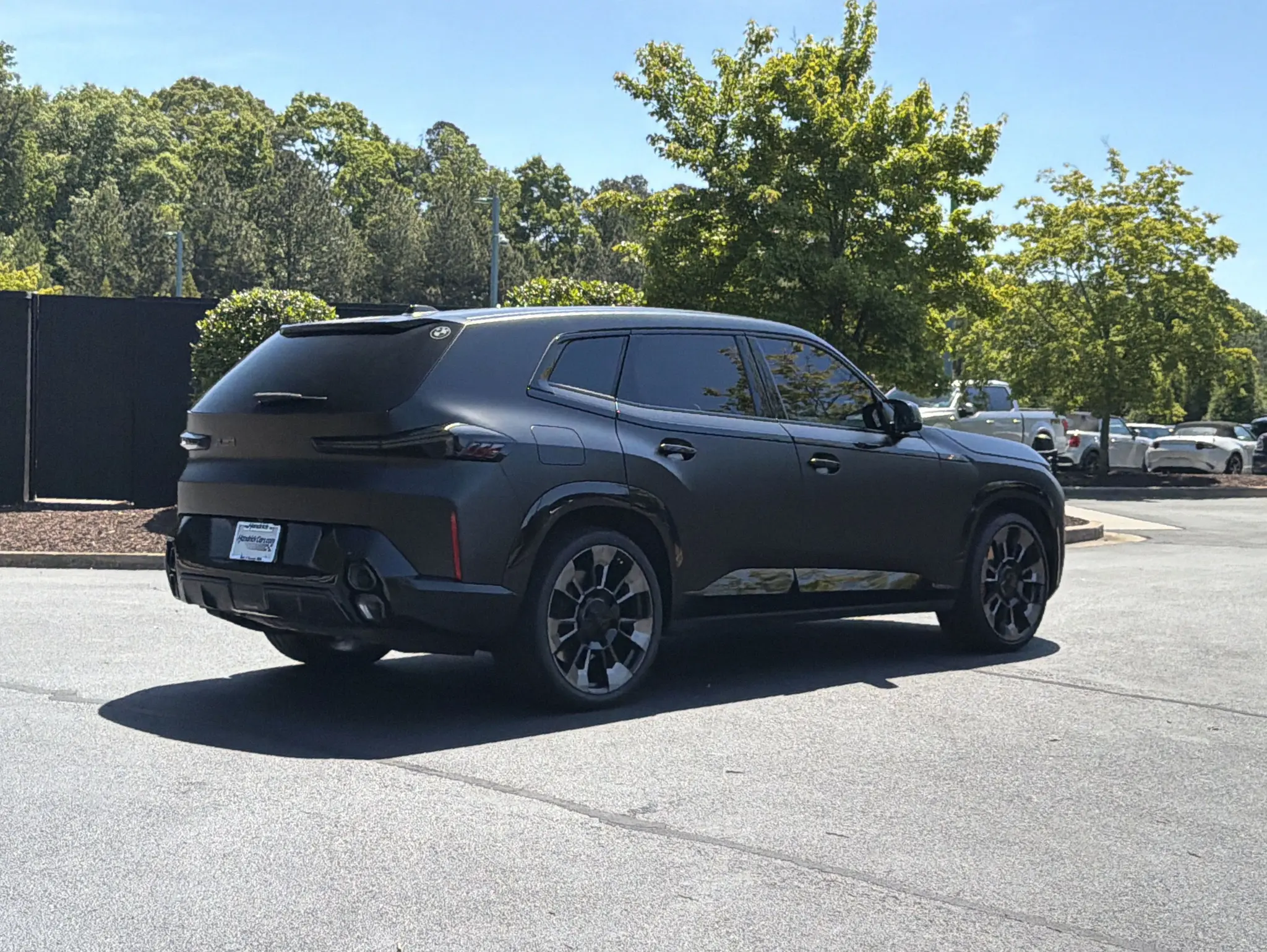 2023 BMW XM Base photo 3