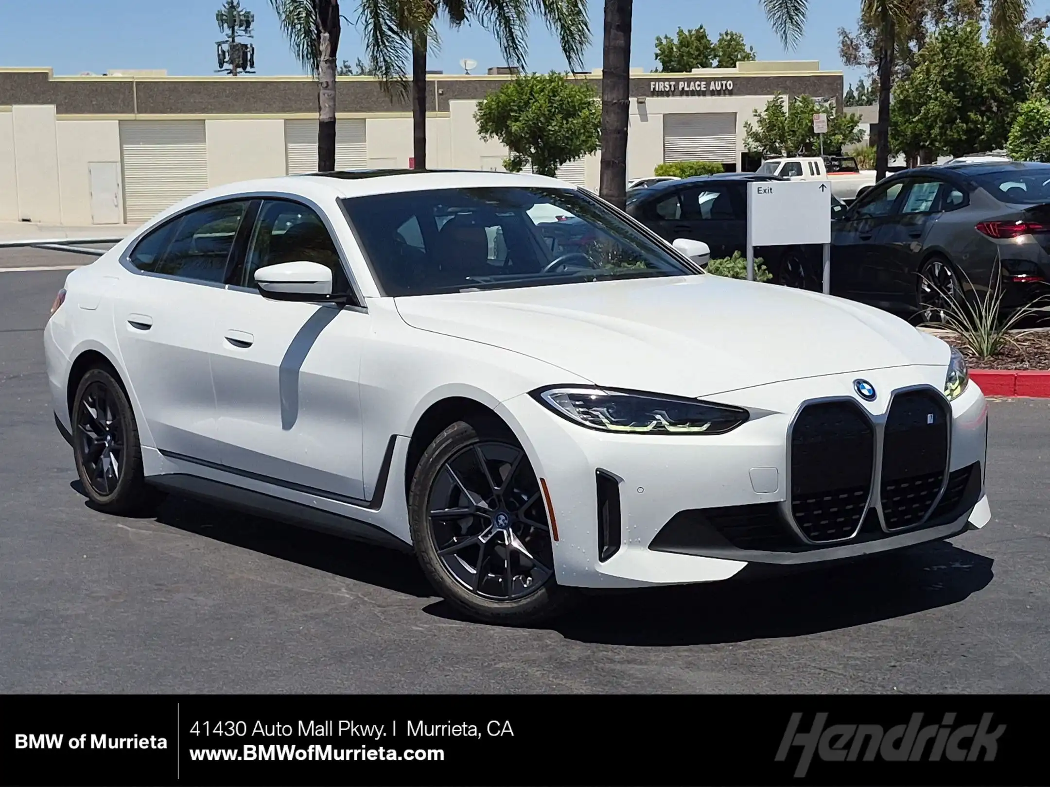 2023 BMW i4 eDrive40's photo