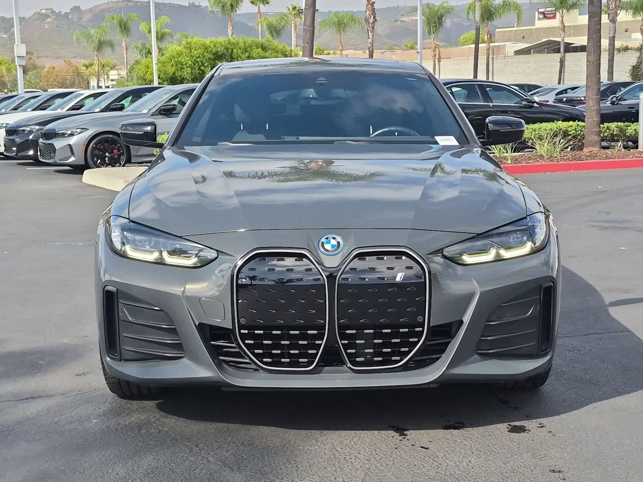 2024 BMW i4 eDrive35 photo 3