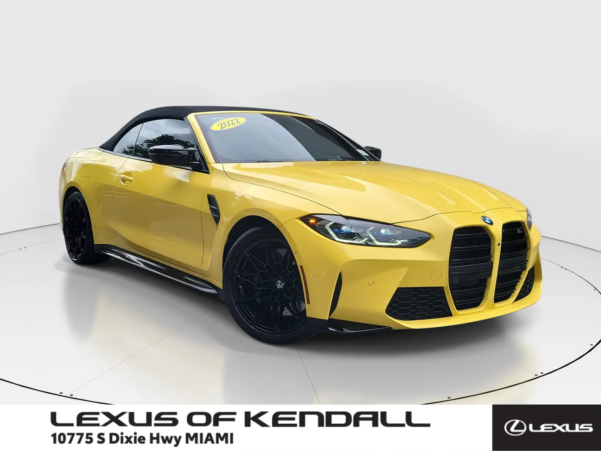 2022 BMW M4 Competition xDrive Convertible's photo