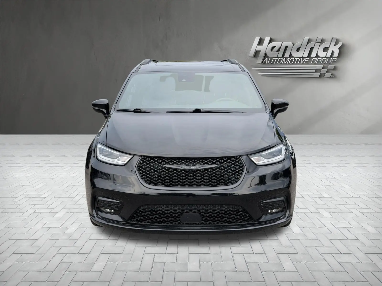 2025 Chrysler Pacifica Limited photo 3