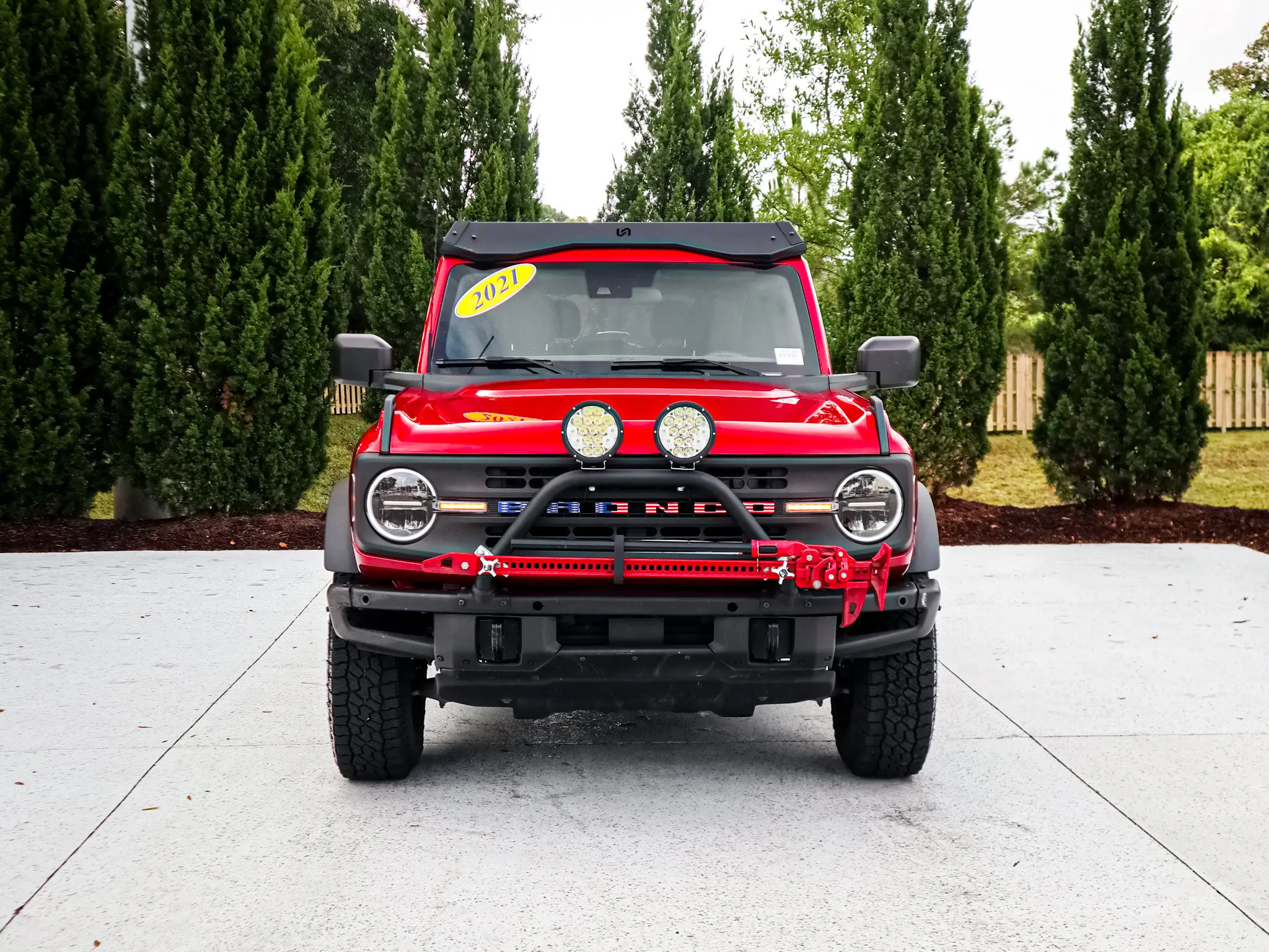 2021 Ford Bronco Base 4x4 photo 3