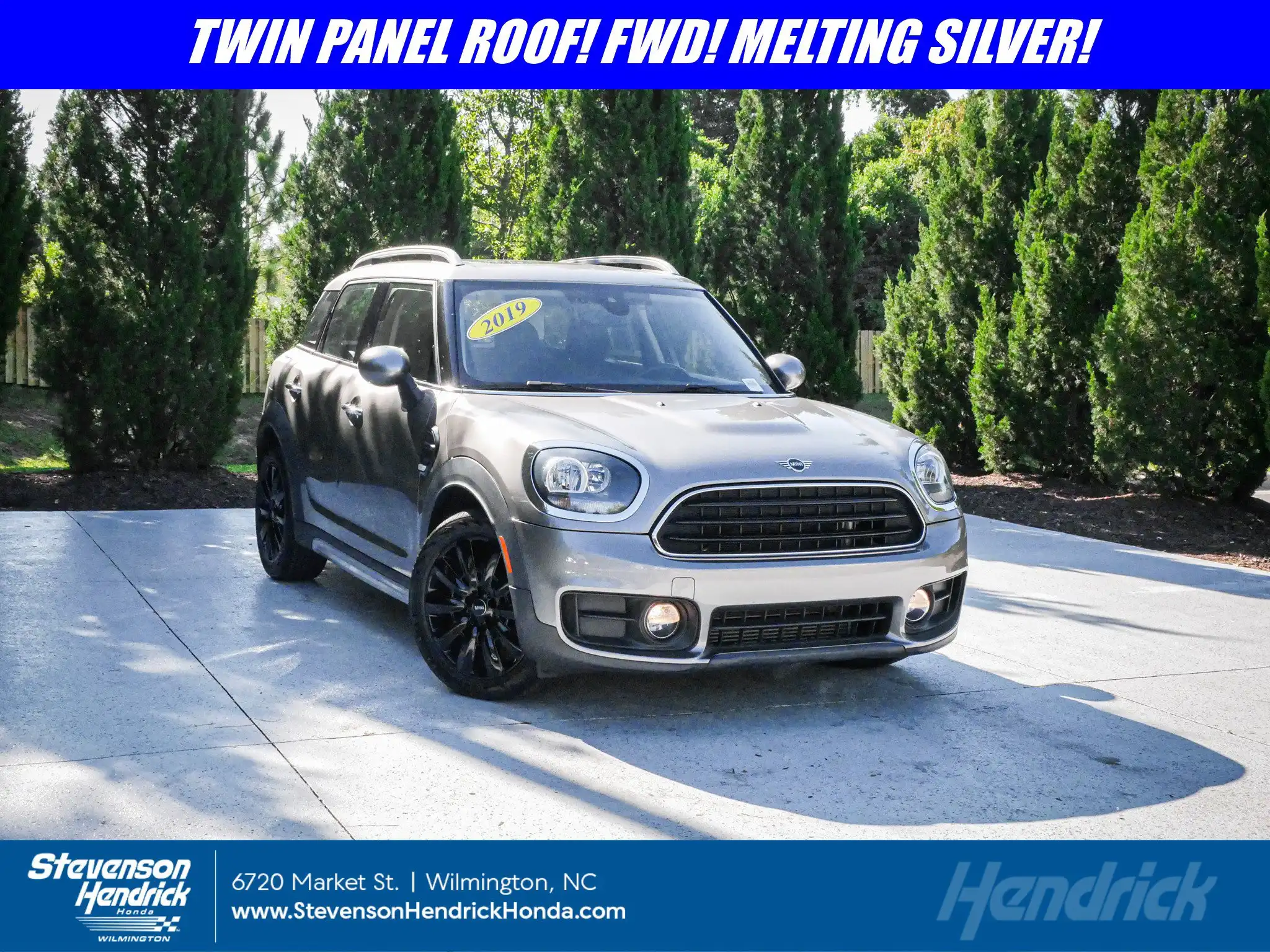 2019 MINI Countryman Cooper Signature's photo