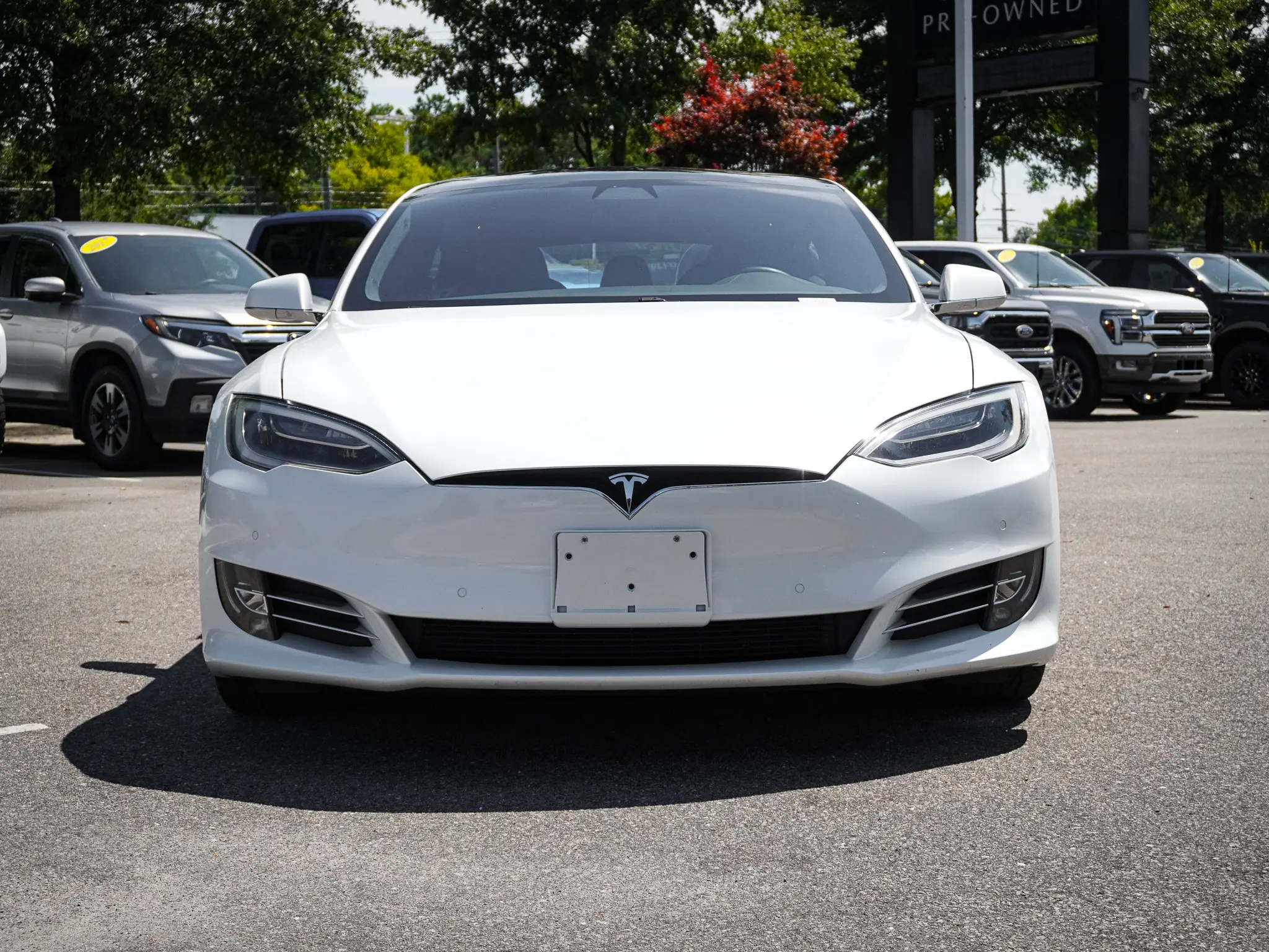 2020 Tesla Model S Long Range Plus photo 3