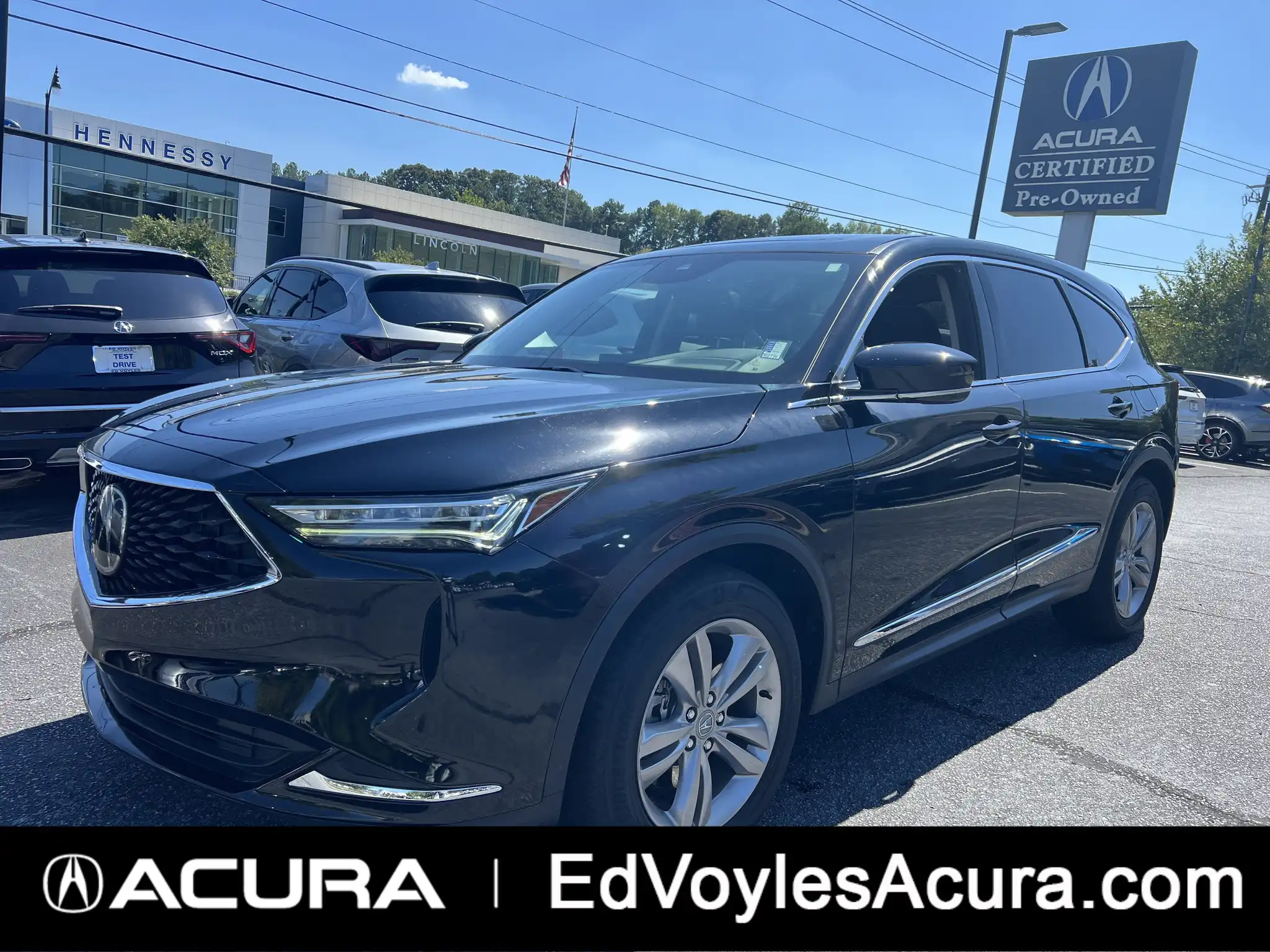 2024 Acura MDX SH-AWD's photo