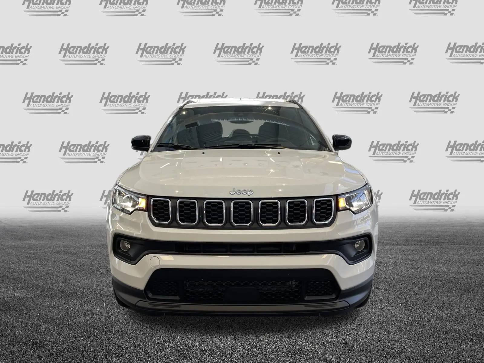 2026 Jeep Compass Latitude 4WD photo 3
