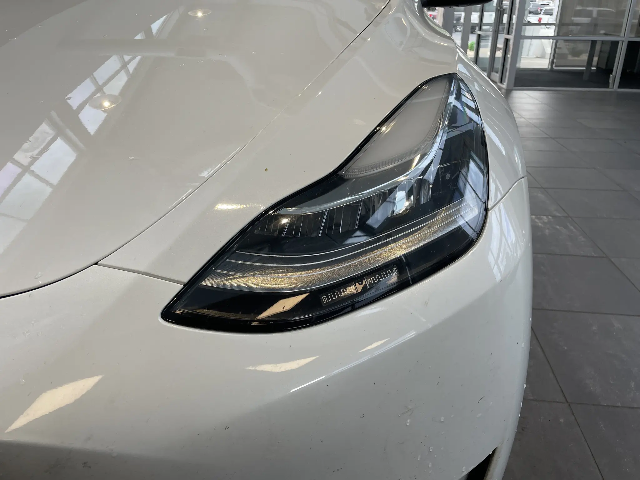 2023 Tesla Model Y Long Range Dual Motor AWD photo 5