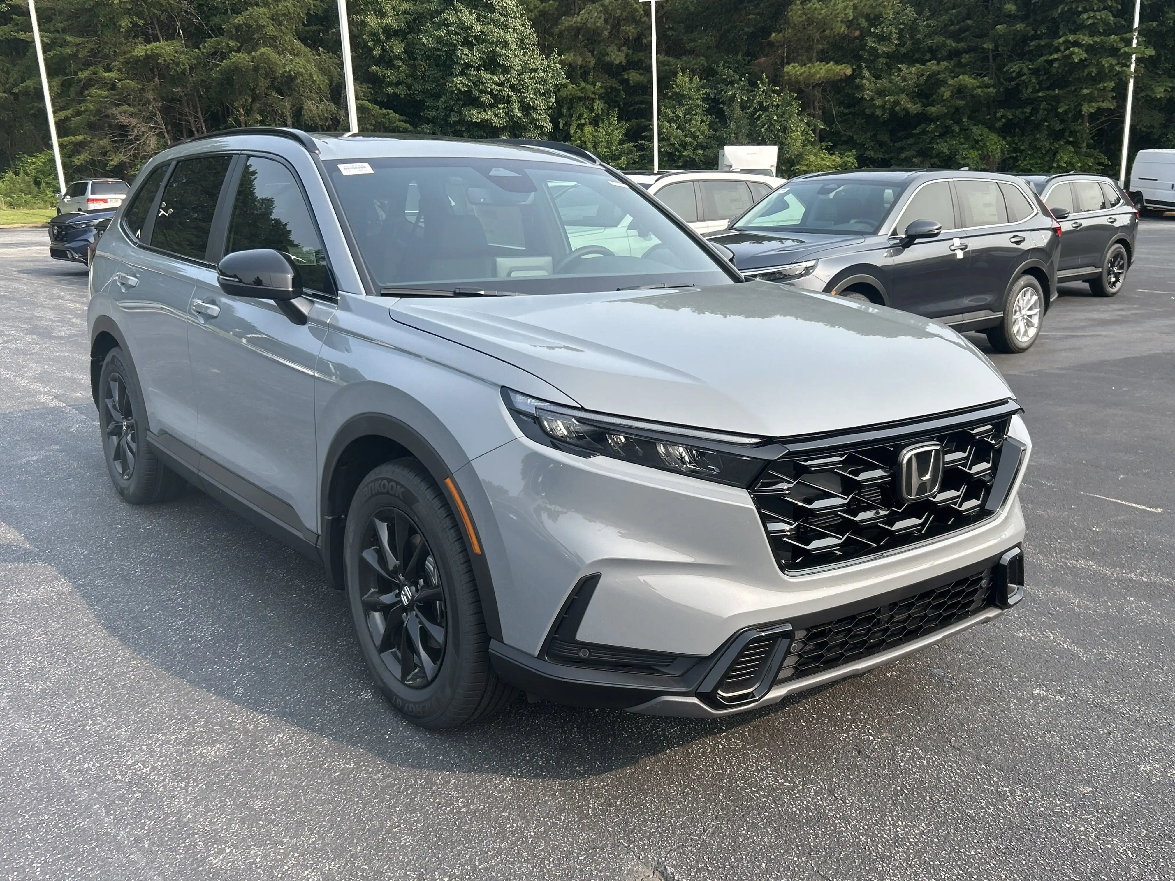 2026 Honda CR-V Hybrid Sport-L 2WD's photo