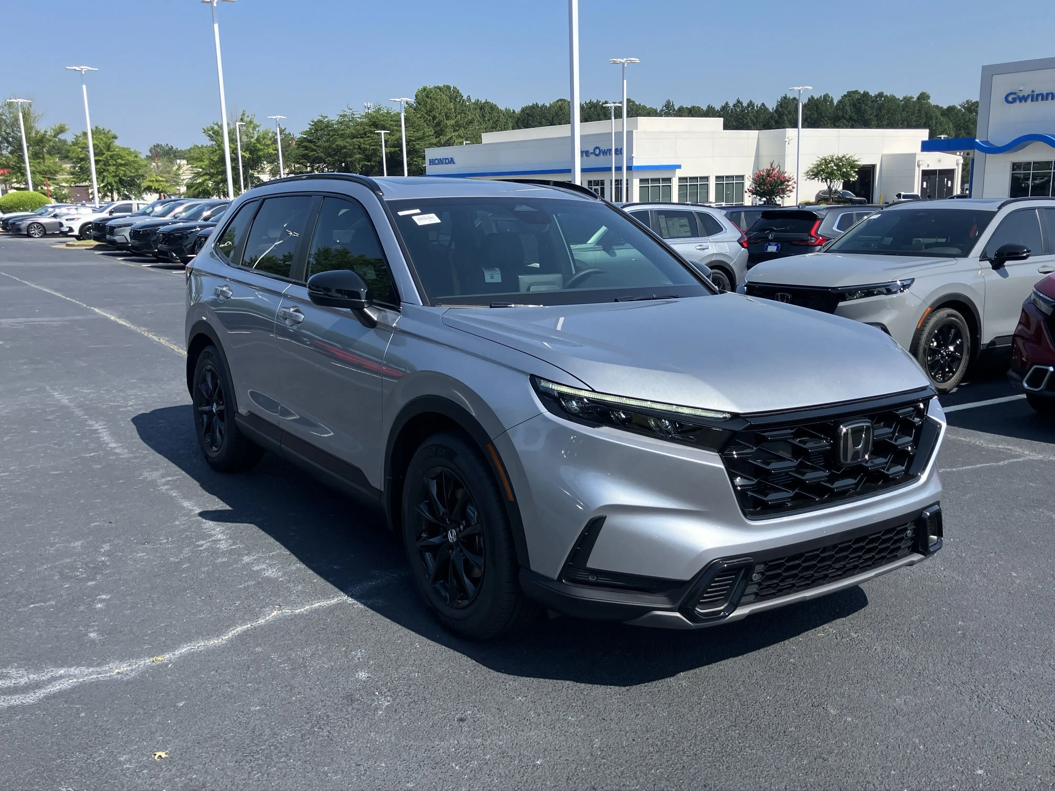 2026 Honda CR-V Hybrid Sport-L 2WD's photo