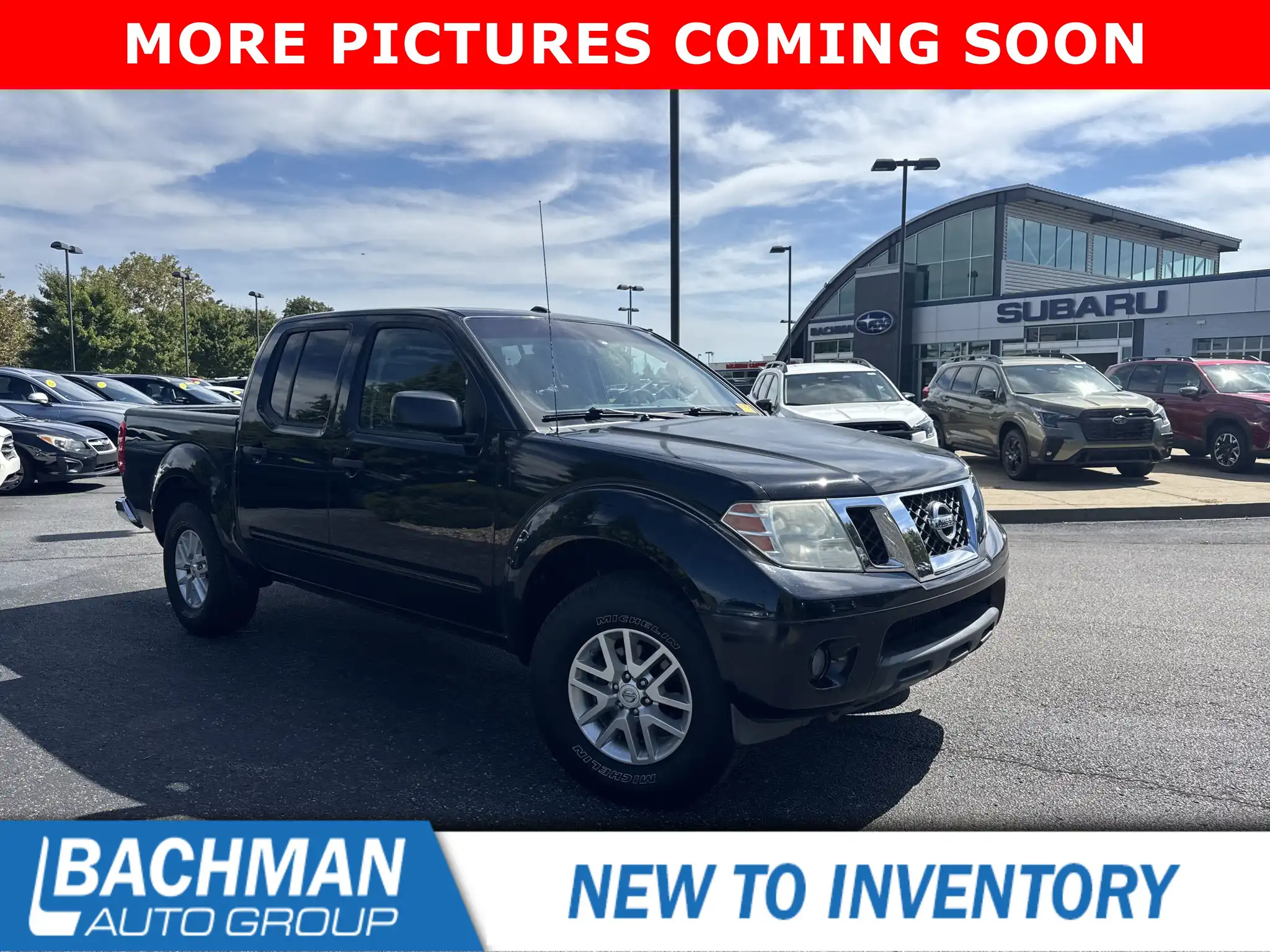 2014 Nissan Frontier 4.0 SV Crew Cab 4WD Auto SWB's photo