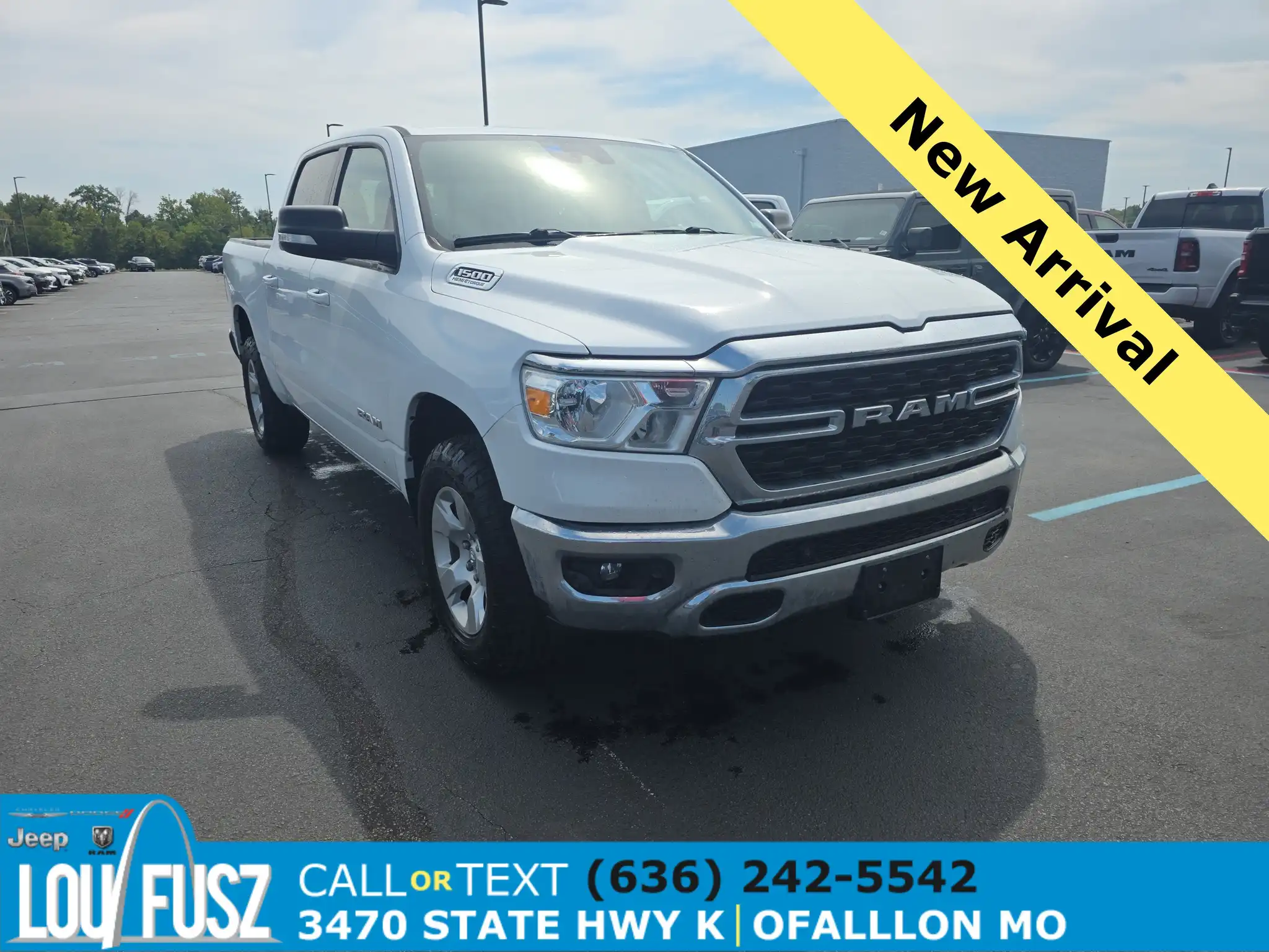 2022 RAM 1500 Big Horn/Lone Star 4WD Crew Cab 5'7's photo
