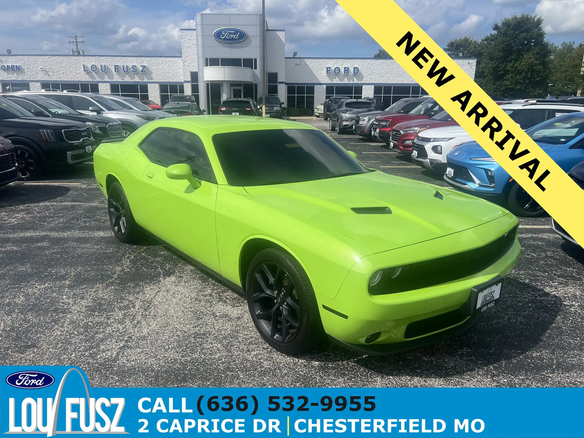 2023 Dodge Challenger SXT Auto's photo