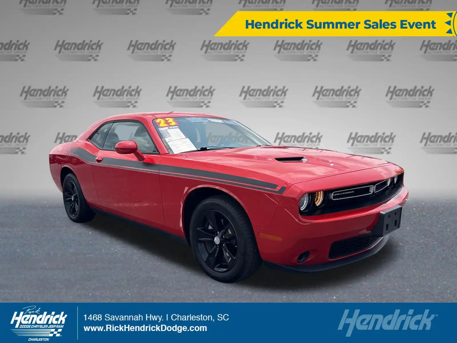 2023 Dodge Challenger SXT Auto's photo