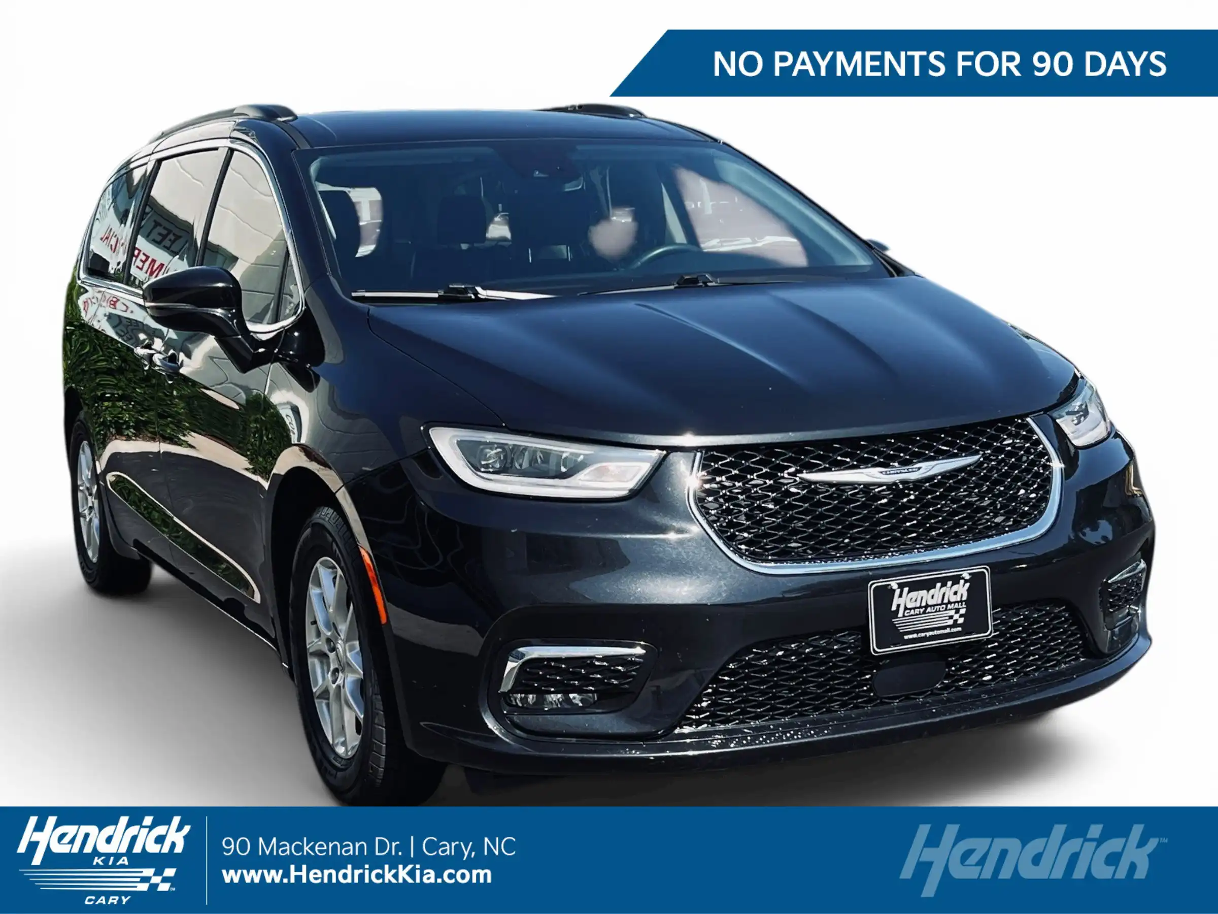 2022 Chrysler Pacifica Touring L's photo