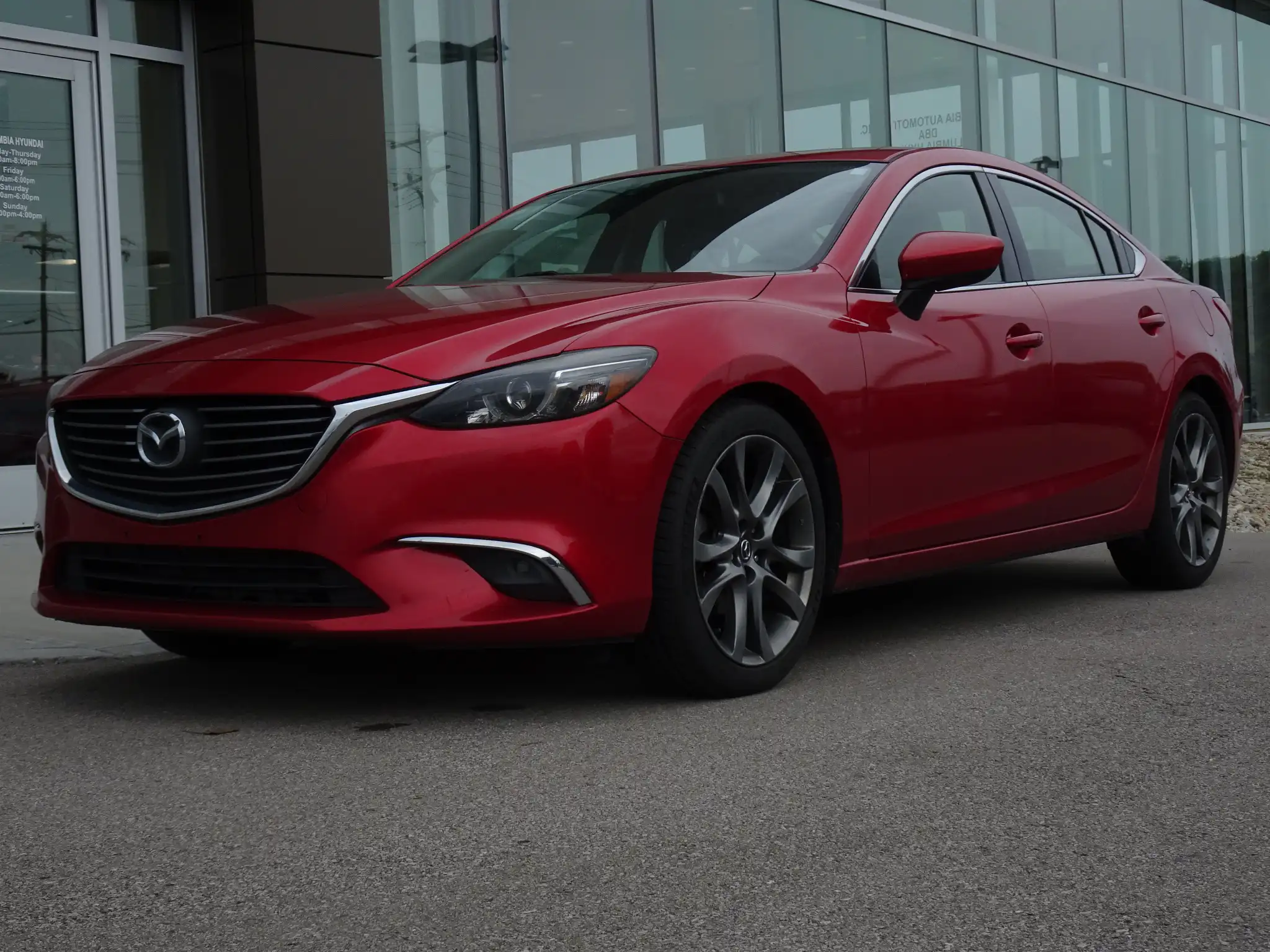 2016 Mazda EZ-6 i Grand Touring Auto's photo