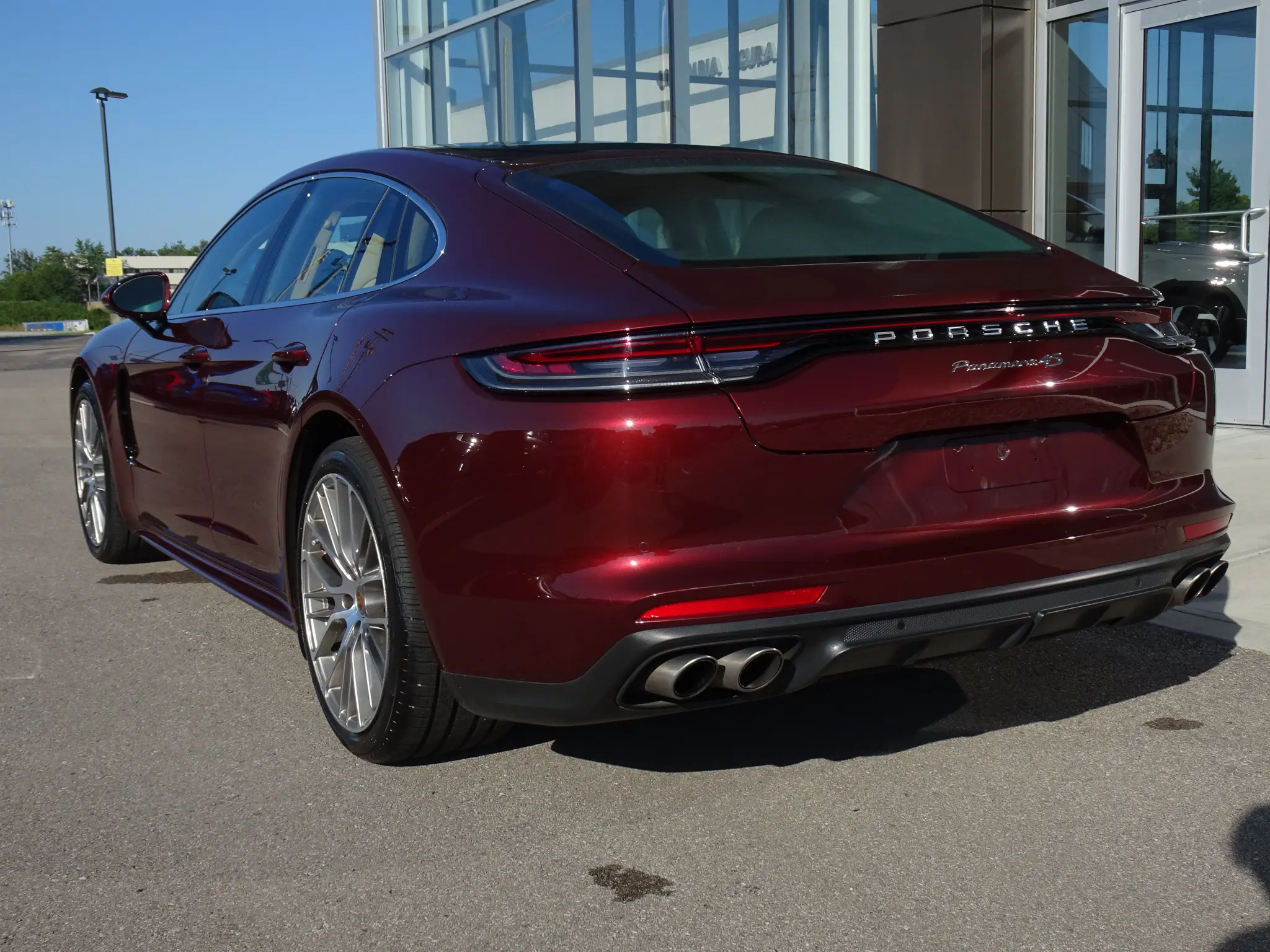 2021 Porsche Panamera 4S photo 3