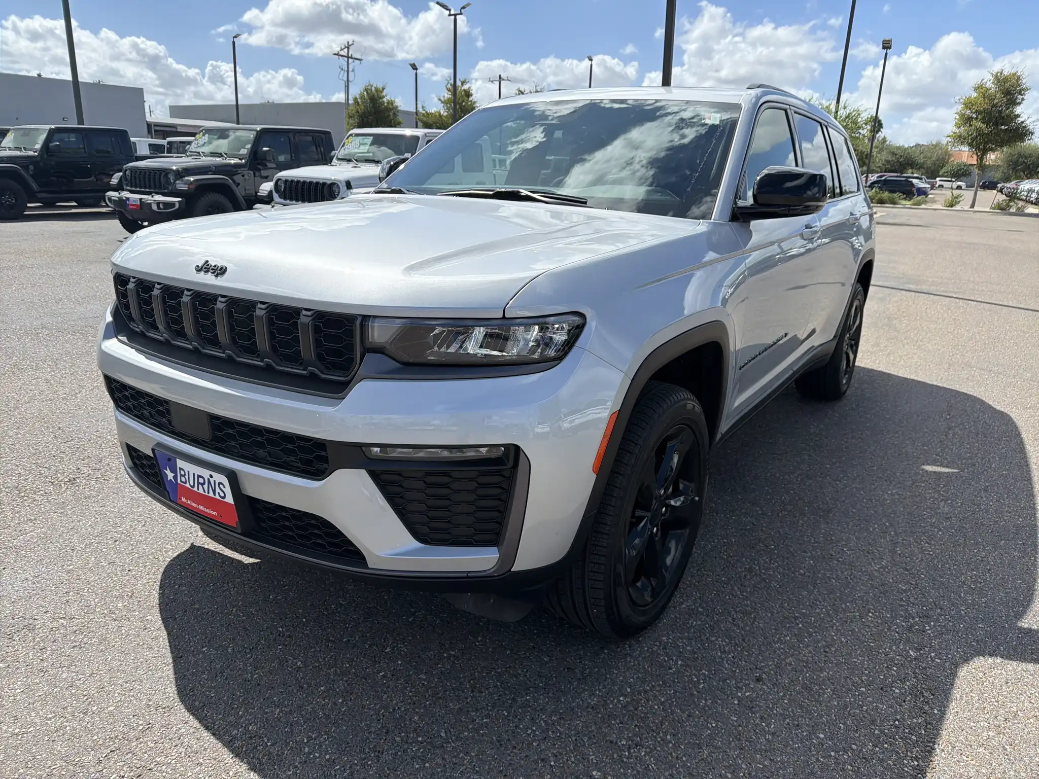 2026 Jeep Grand Cherokee L Limited's photo