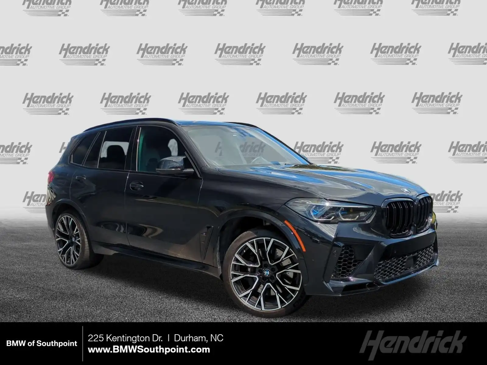 2022 BMW X5 M Base's photo