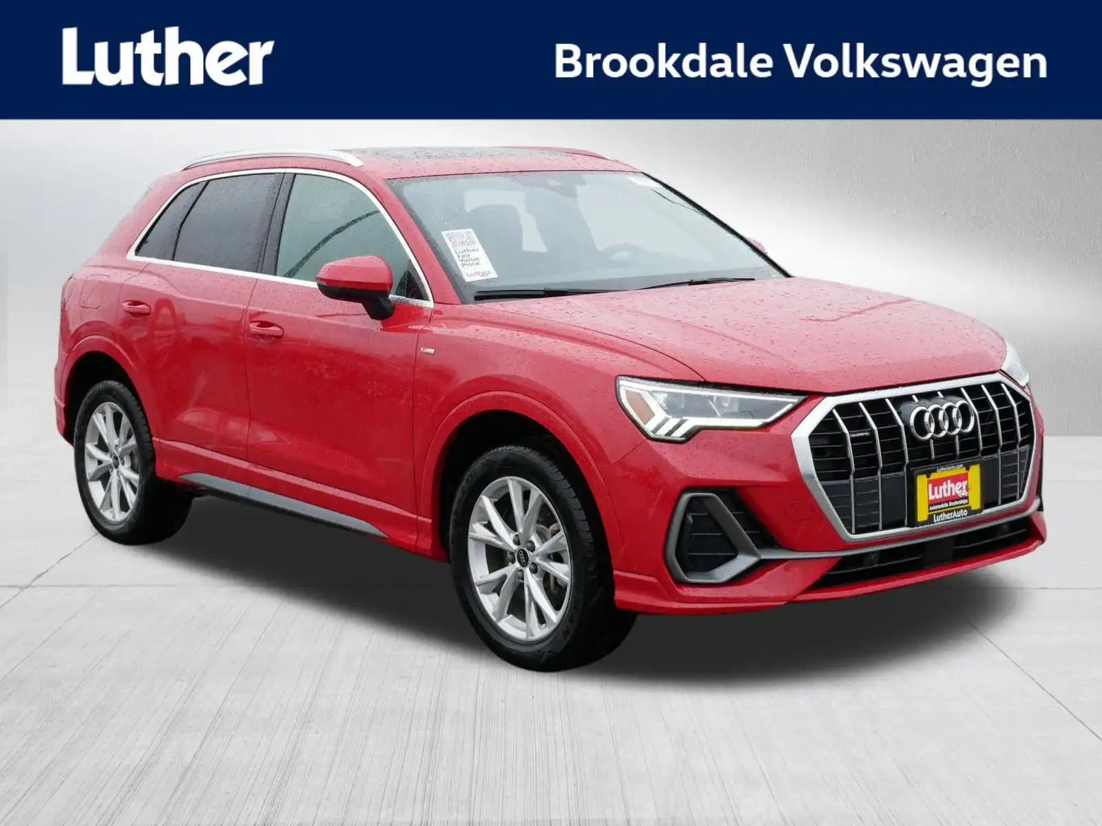 2025 Audi Q3 45 TFSI S Line Premium quattro's photo