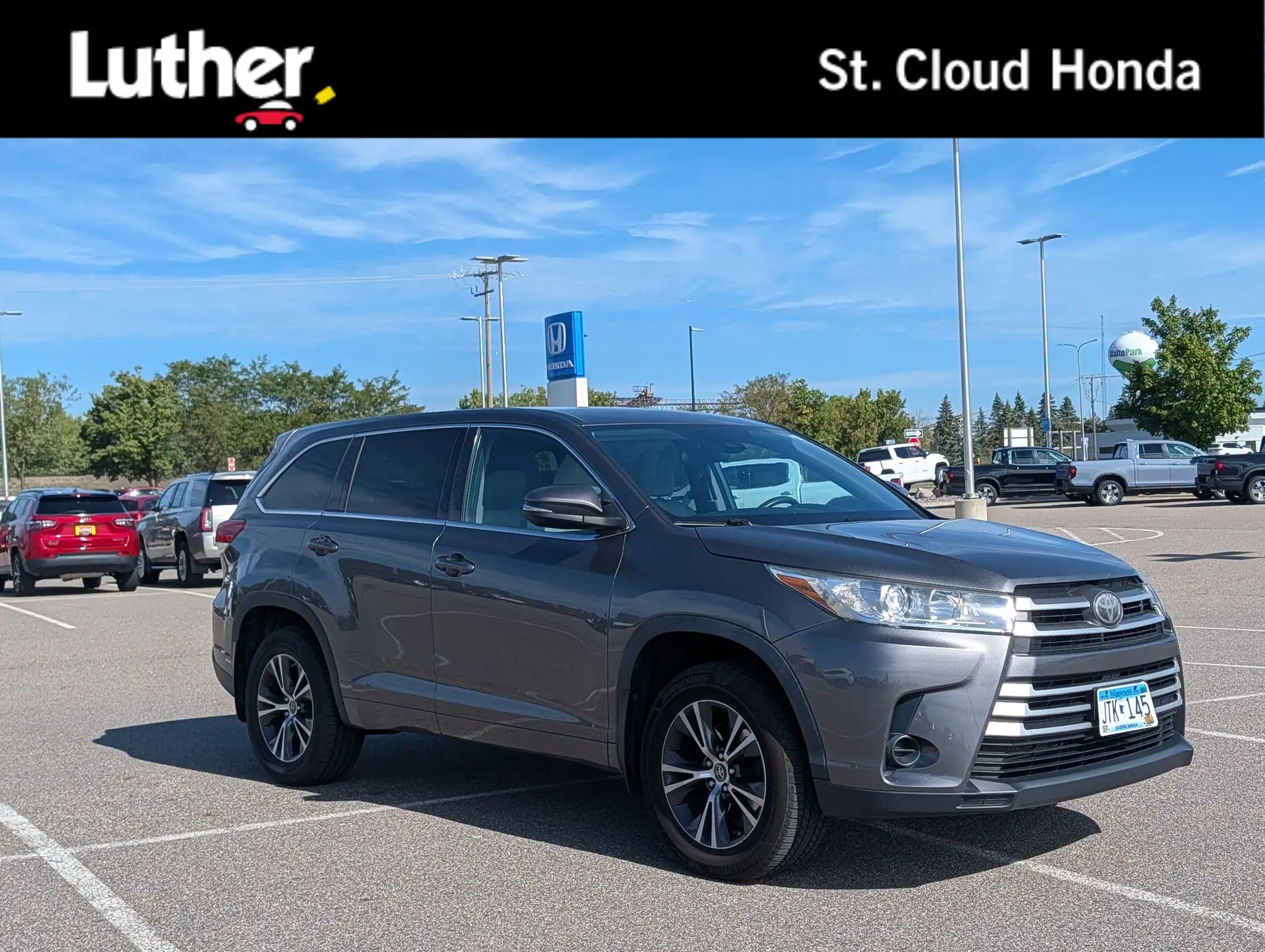 2018 Toyota Highlander LE 4WD V6's photo