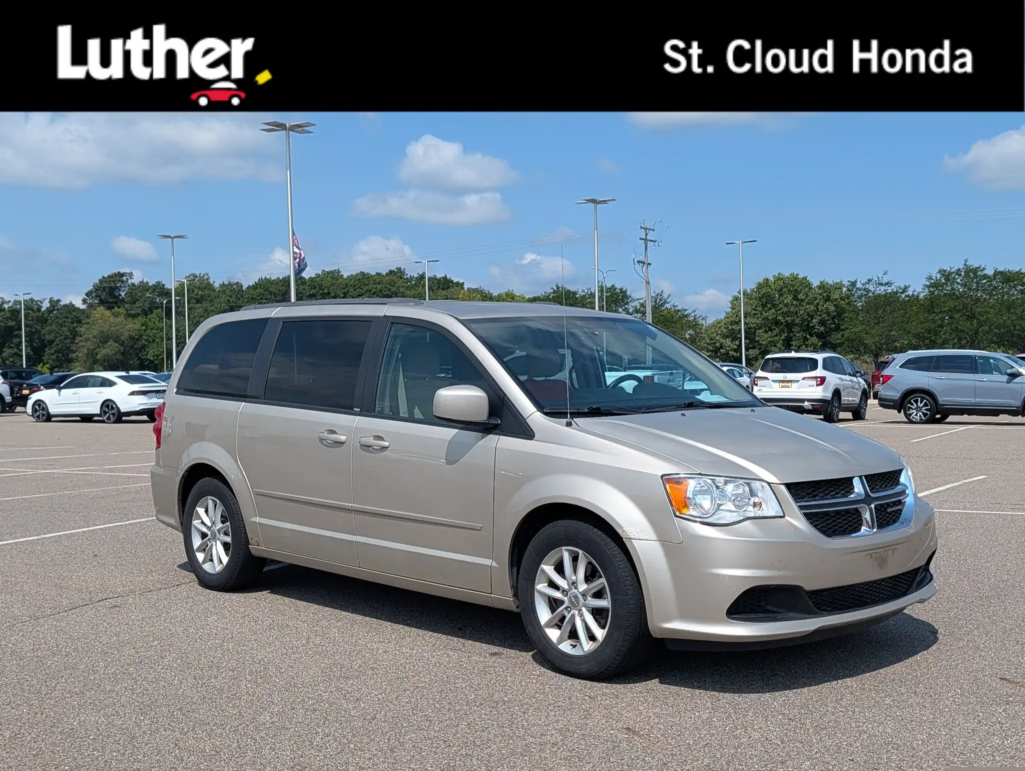 2014 Dodge Grand Caravan SXT's photo