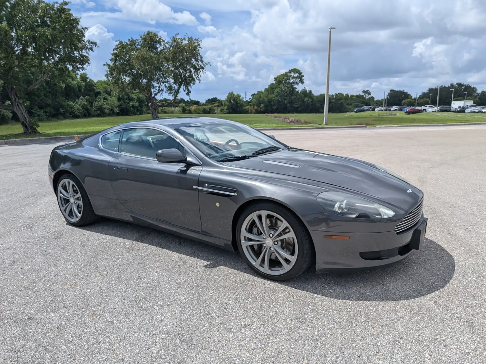 2005 Aston Martin DB9 Coupe Auto's photo