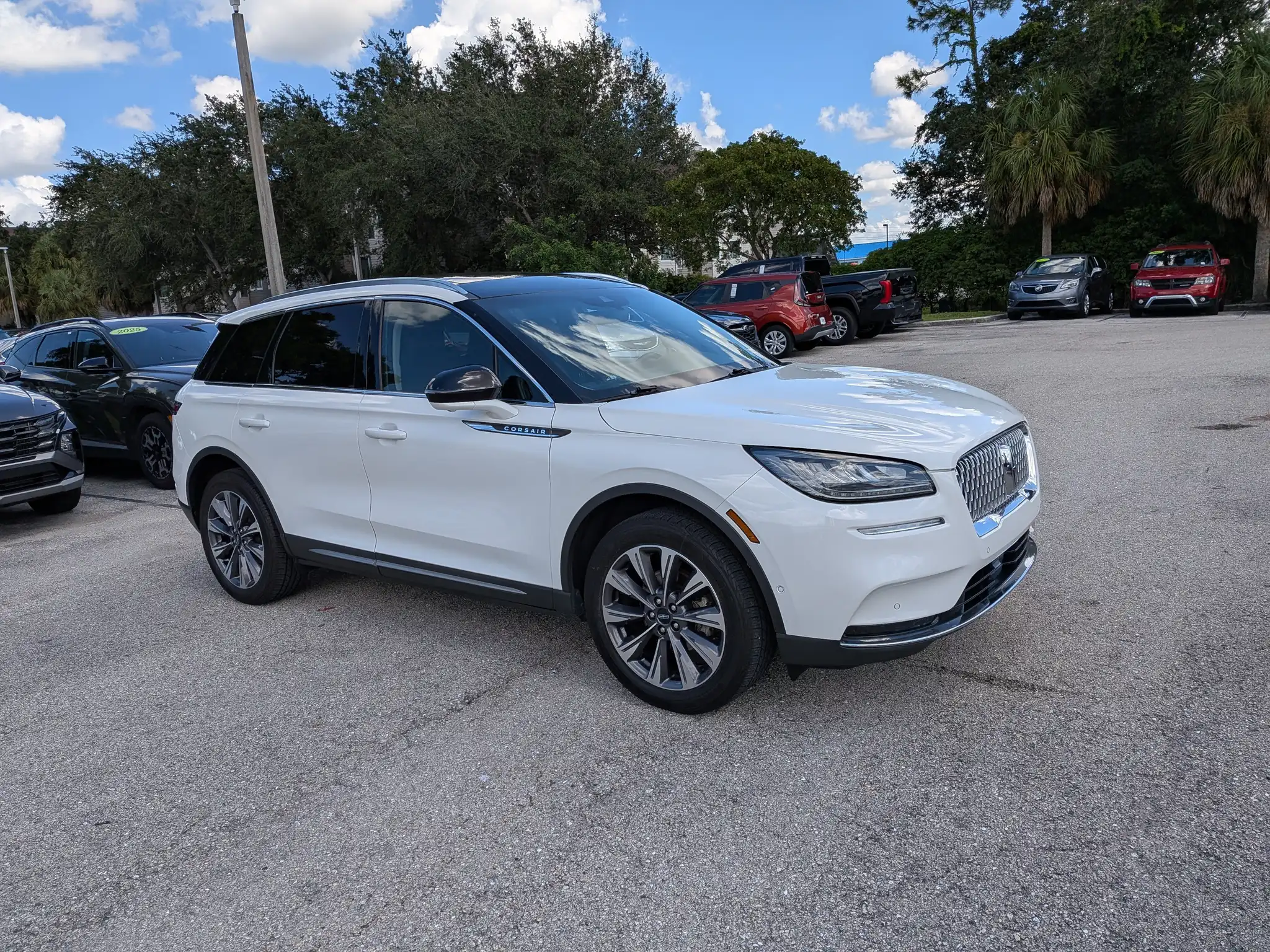 2020 Lincoln Corsair Reserve AWD's photo