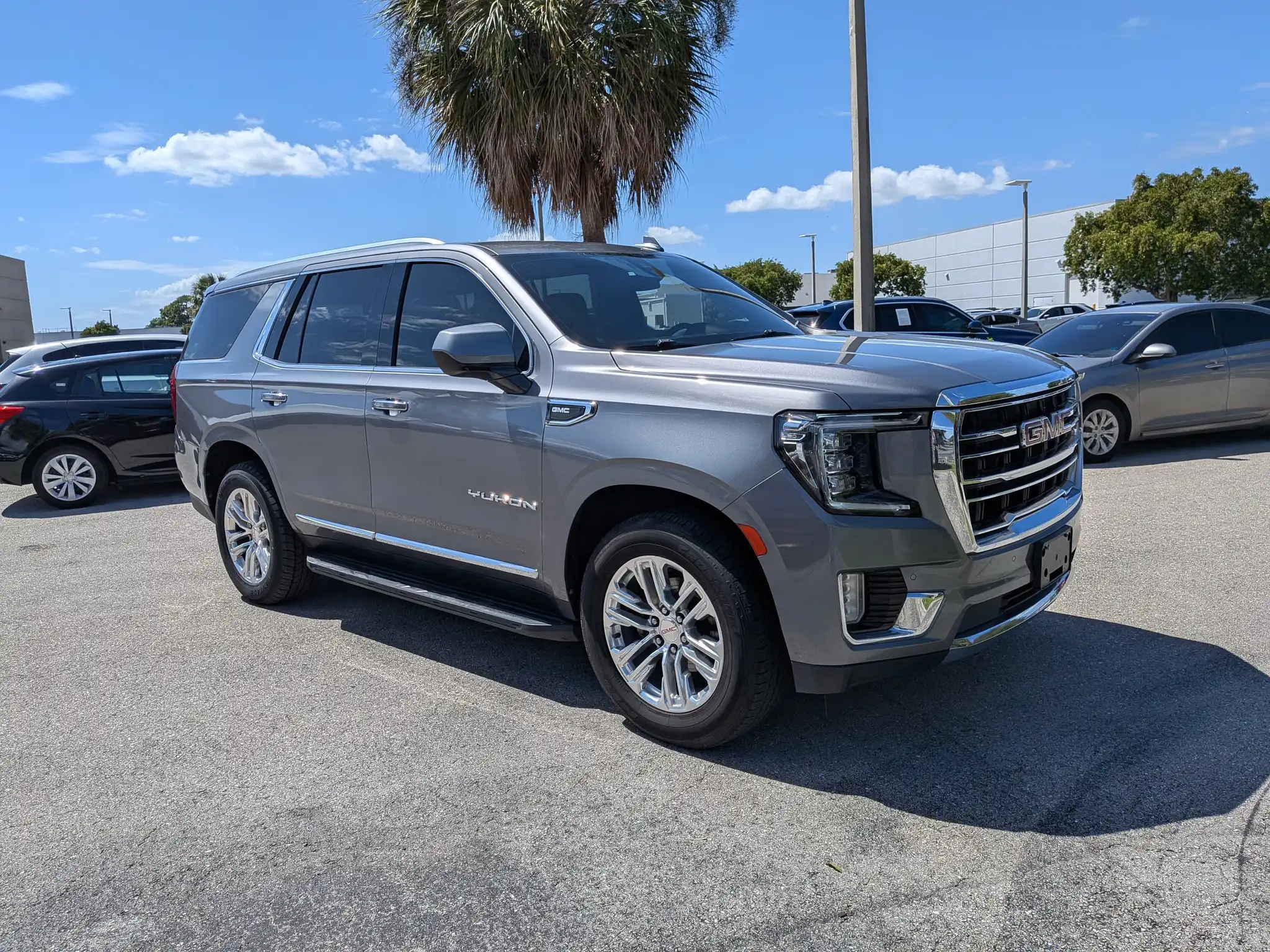 2021 GMC Yukon SLT 4WD's photo