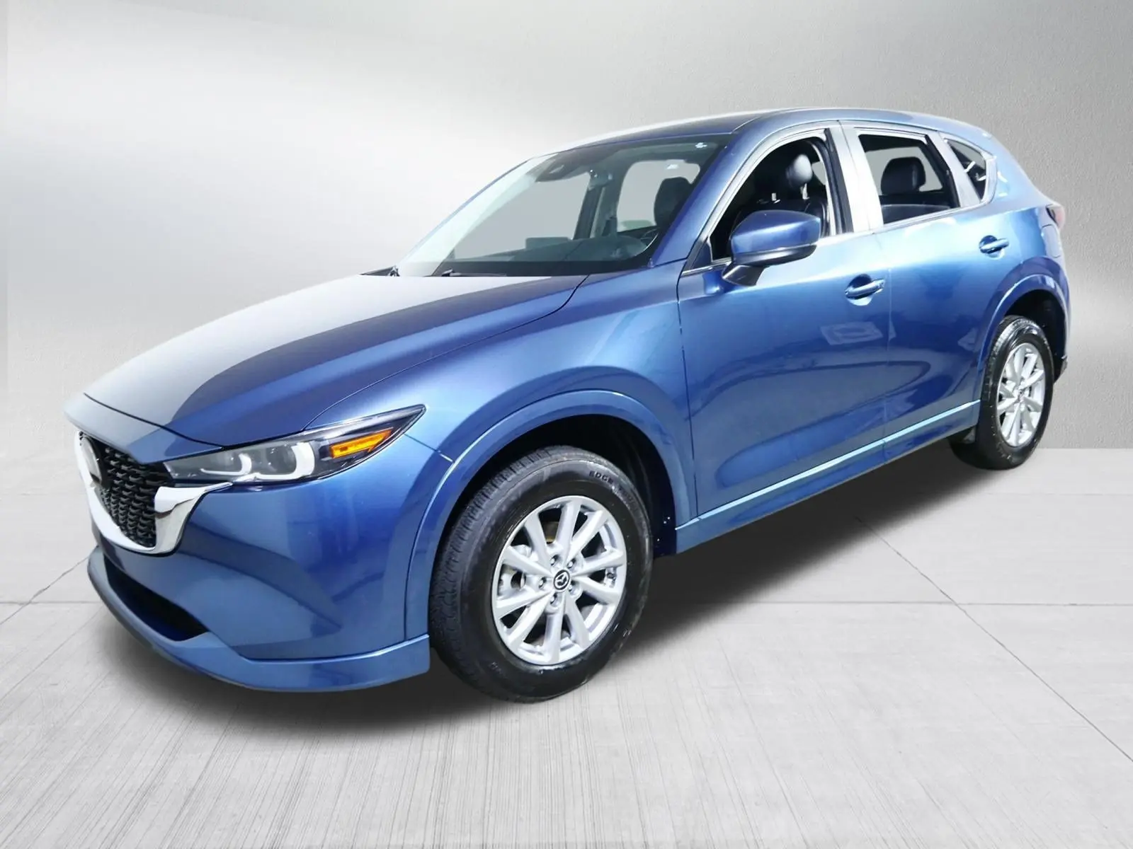 2024 Mazda CX-5 S Select Package Auto AWD photo 3