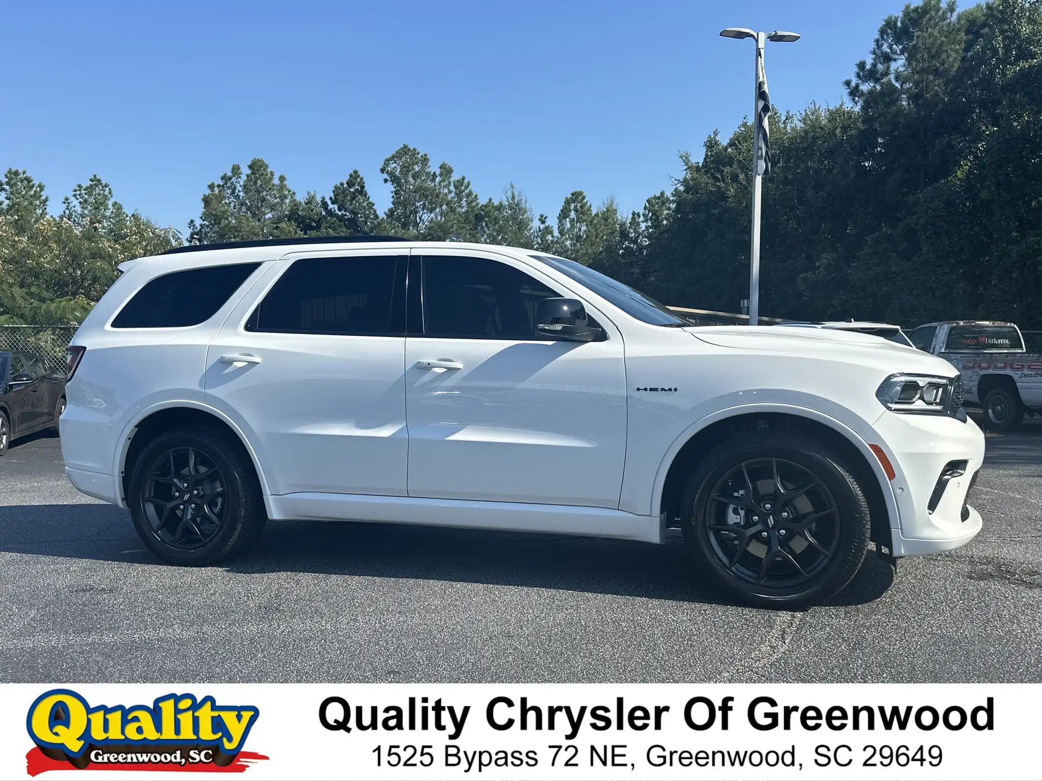 2027 Dodge Durango HEMI V8 GT AWD Plus's photo