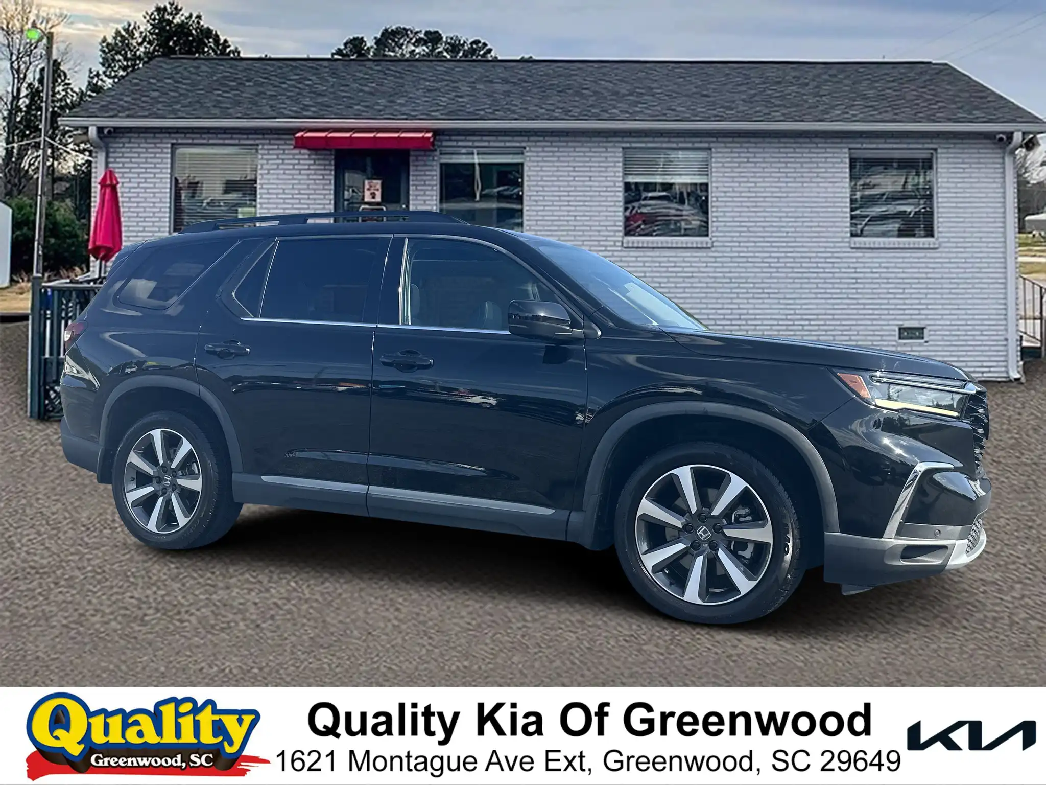 2023 Honda Pilot Elite AWD's photo