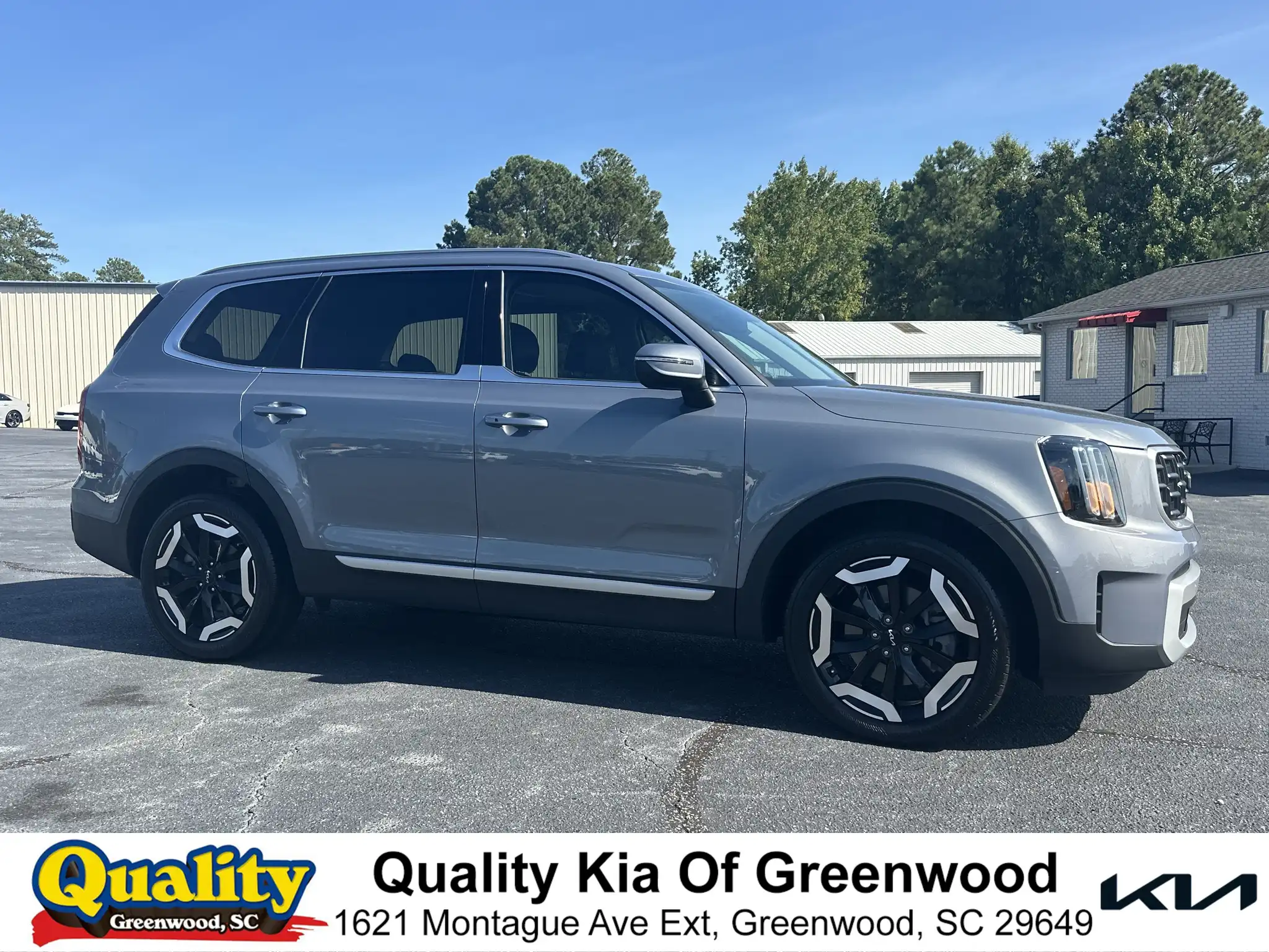 2024 Kia Telluride S FWD's photo