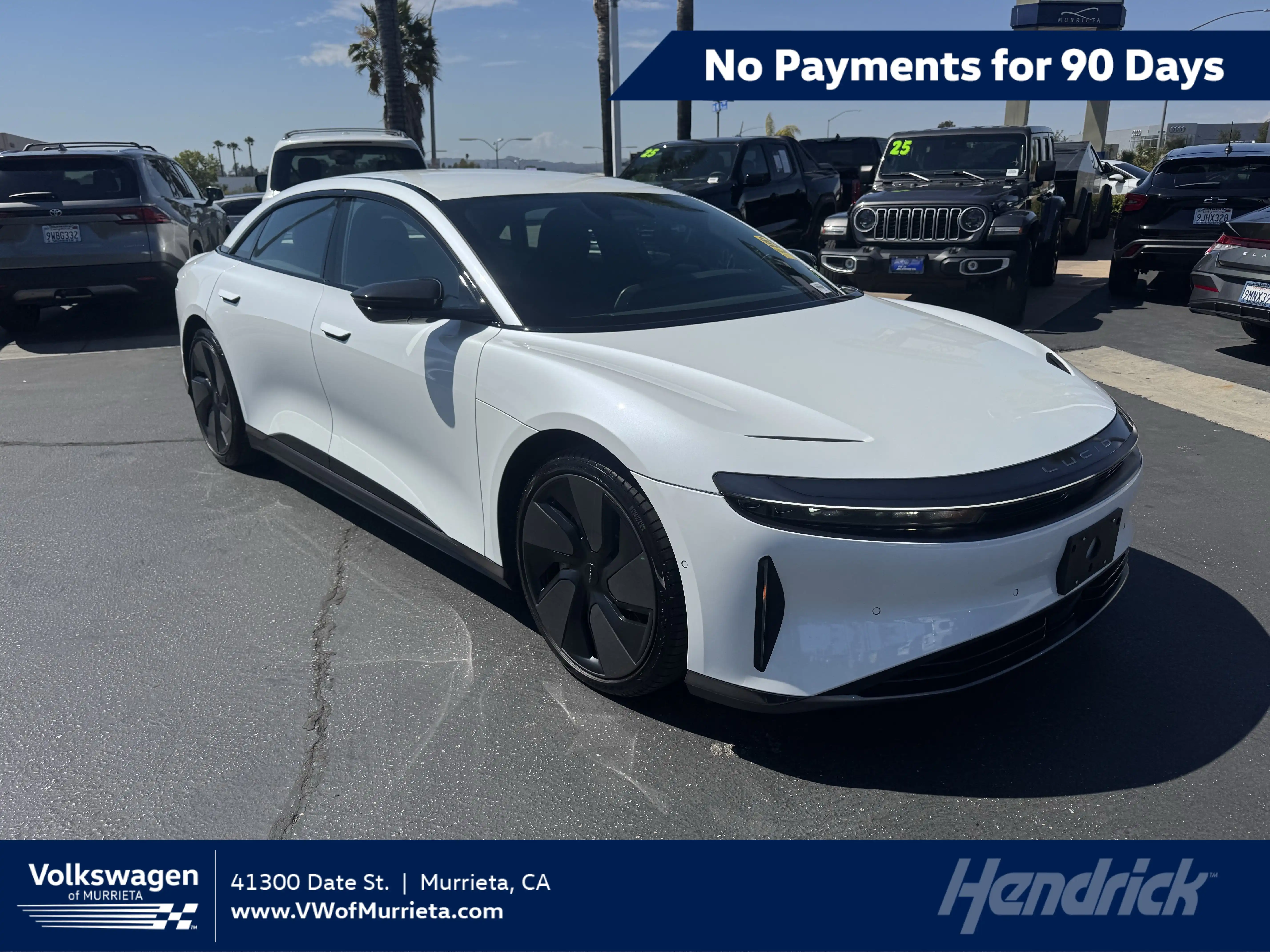 2024 Lucid Air Touring's photo
