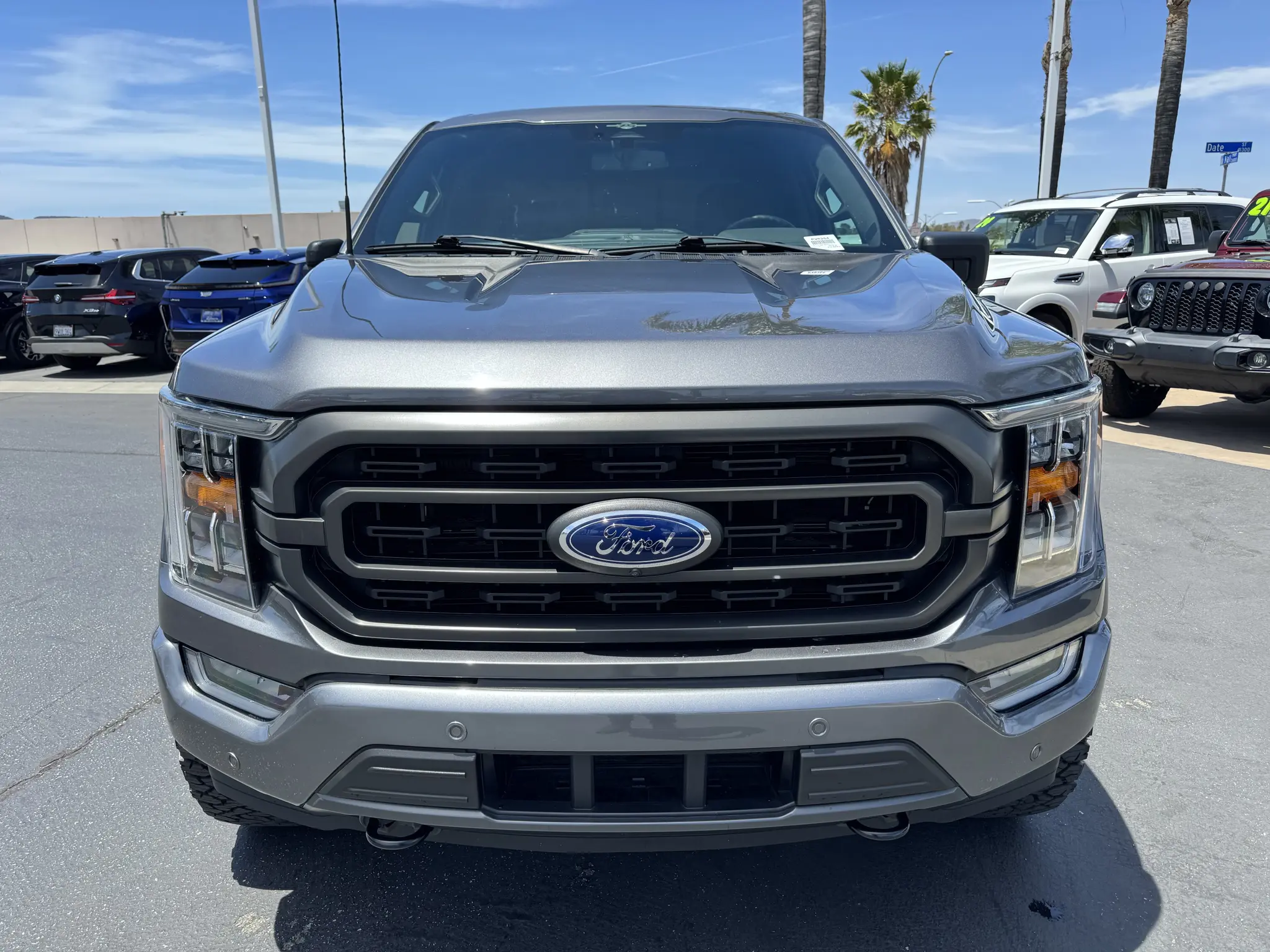 2023 Ford F-150 XLT 4x4 SuperCrew 5-1/2 Box photo 3