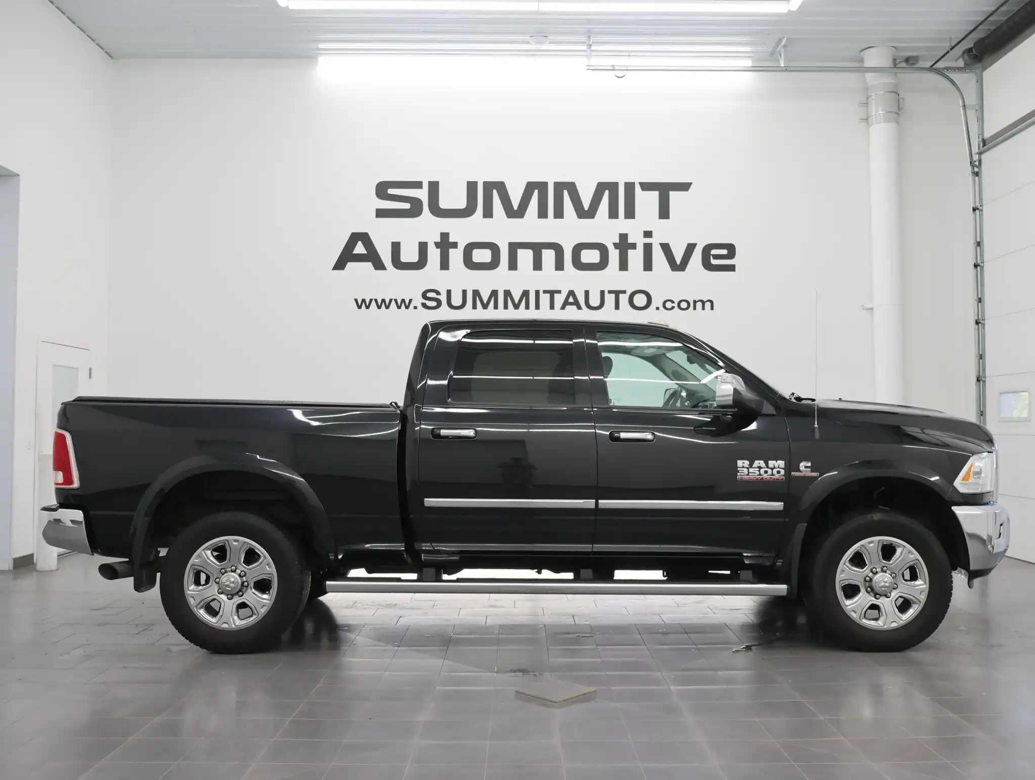 2016 RAM 3500 Laramie 4WD Crew Cab SWB's photo