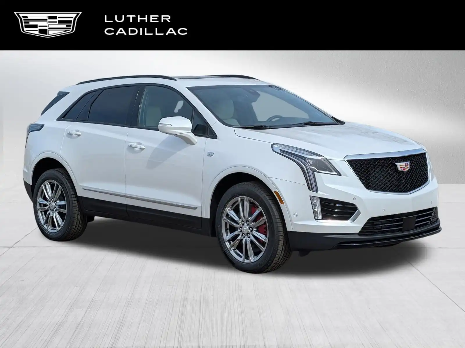 2026 Cadillac XT5 AWD Sport's photo